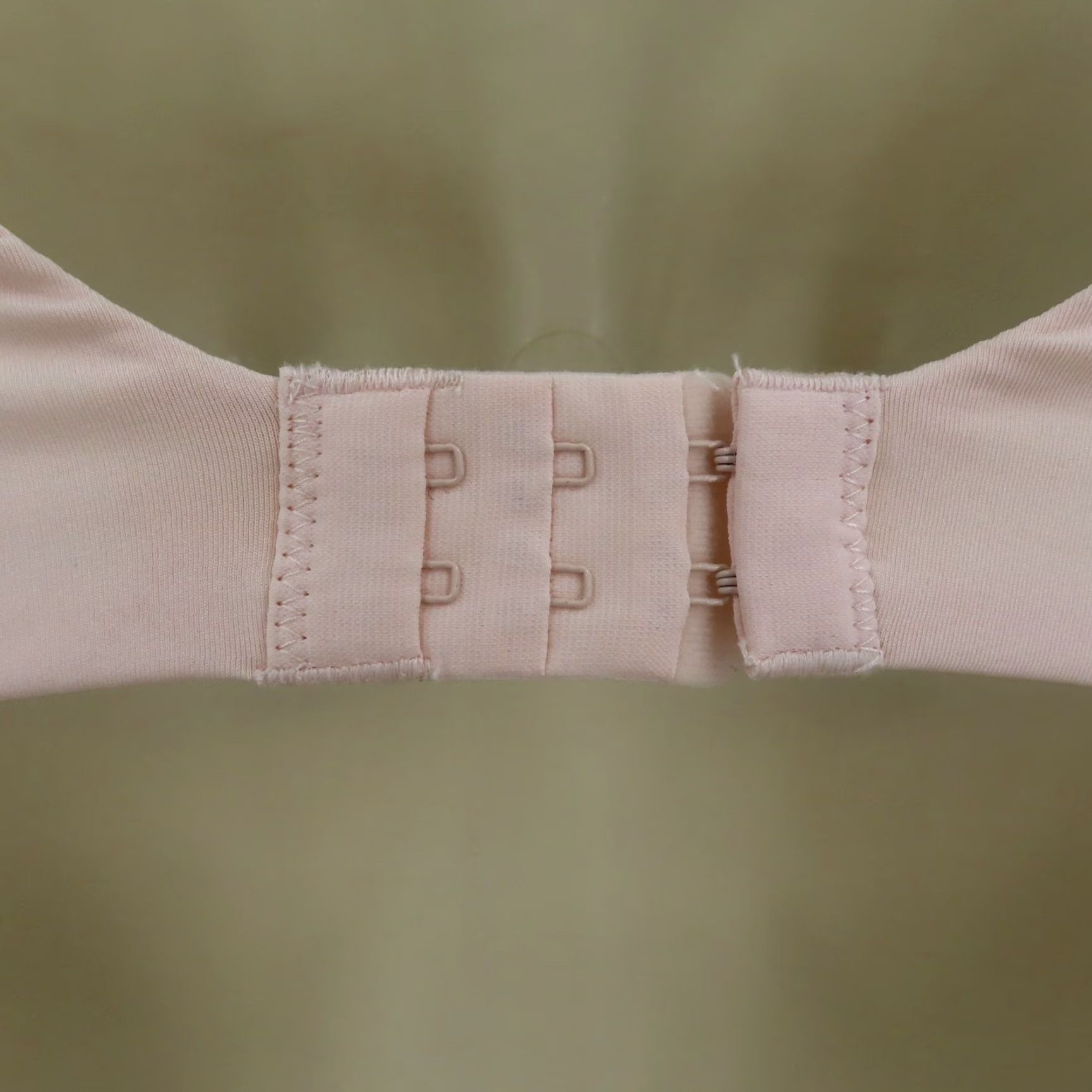 Vintage SO 32B Pink Solid Perfect Wirefree Bra Padded Wireless Convertible Straps NEW Size ONE SIZE - 6 Thumbnail