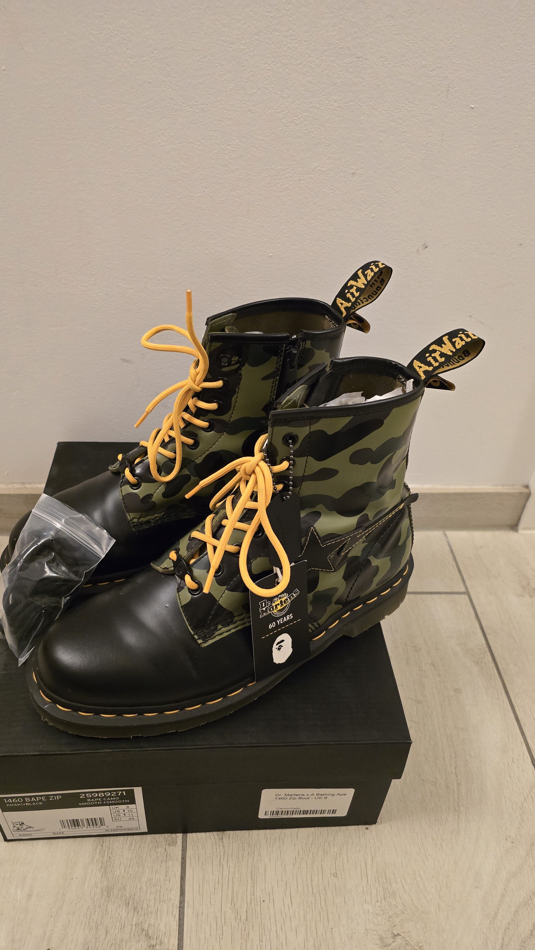 Bape × Dr. Martens 1460 BAPE® Zip - Dr. Martens - Size US 10 / EU 43 - 2 Thumbnail