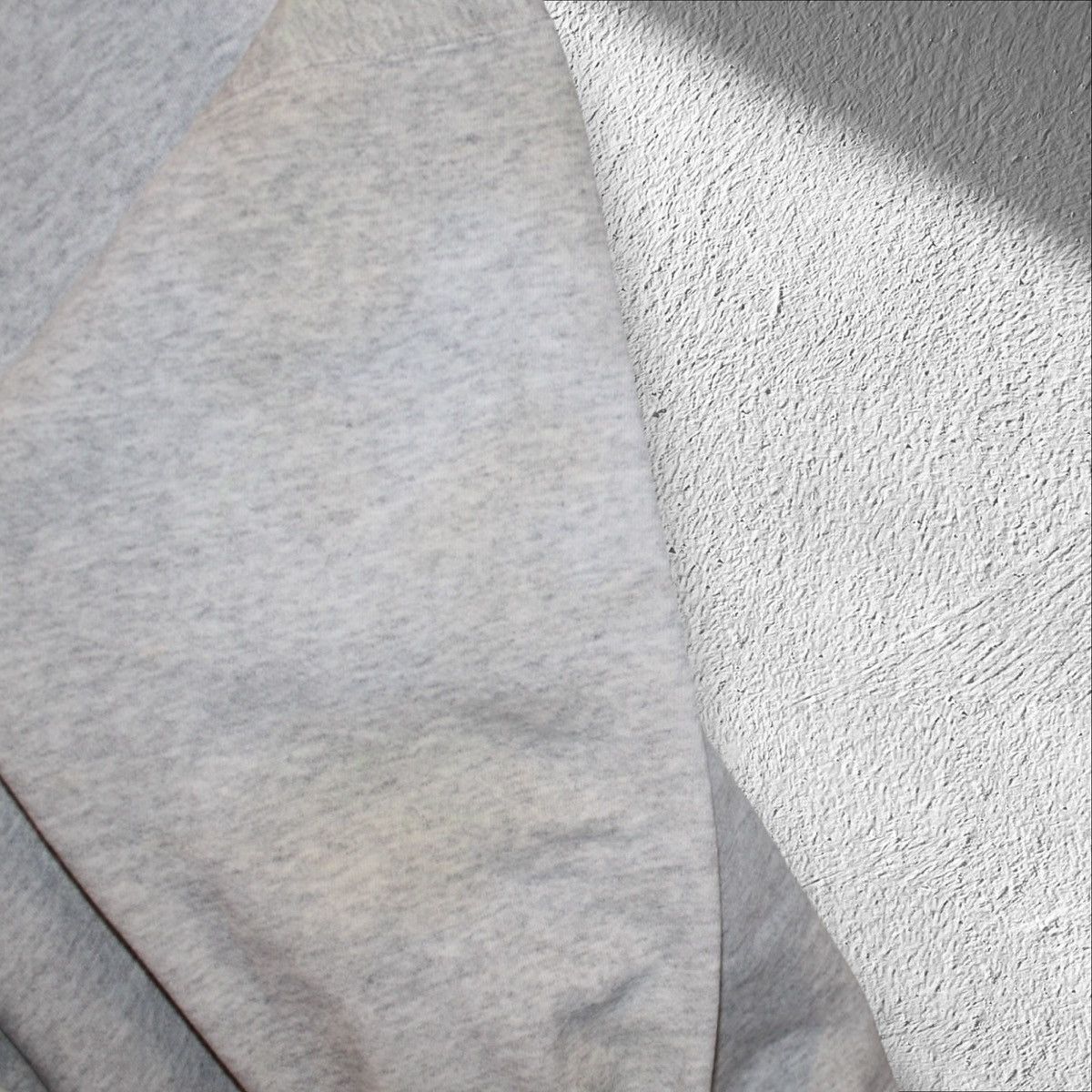 Vintage Vintage Blank Grey Crewneck Sweatshirt Pullover Large Size US L / EU 52-54 / 3 - 6 Thumbnail