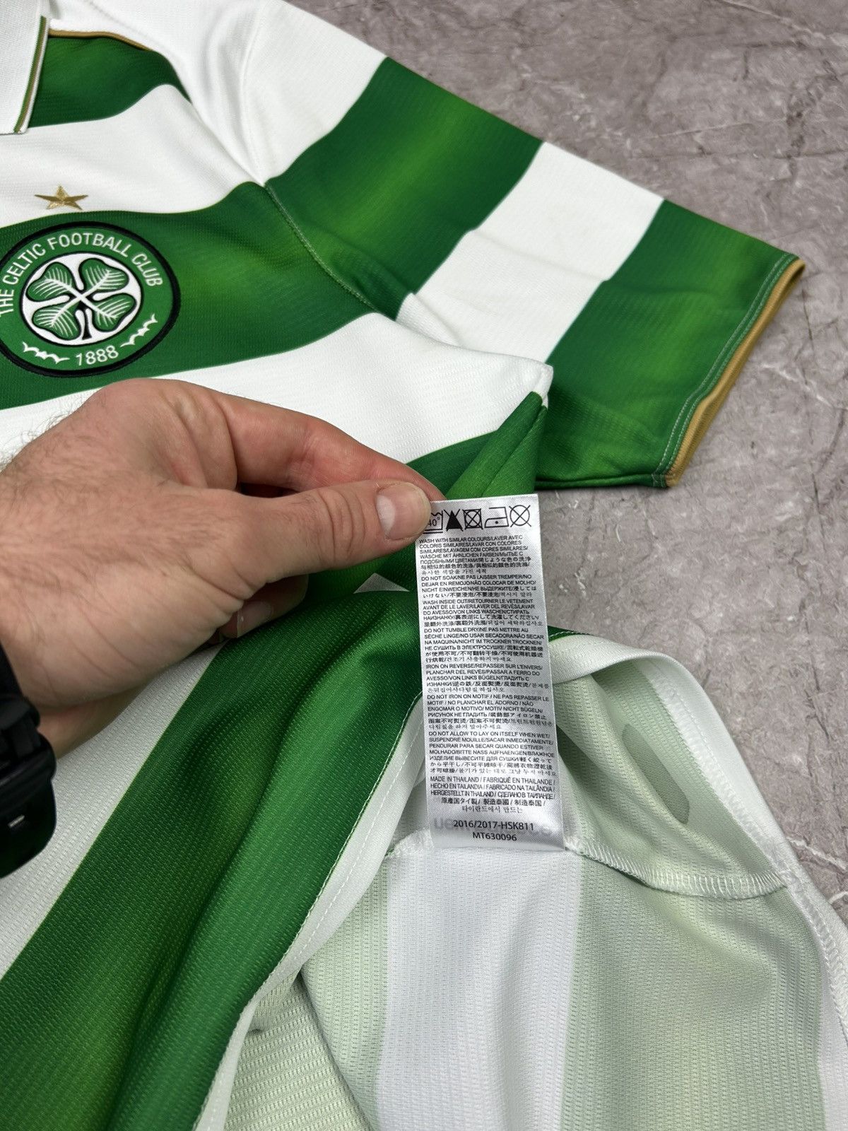 New Balance New Balance Celtic Football Jersey 2016 2017 soccer shirt Size US M / EU 48-50 / 2 - 8 Thumbnail