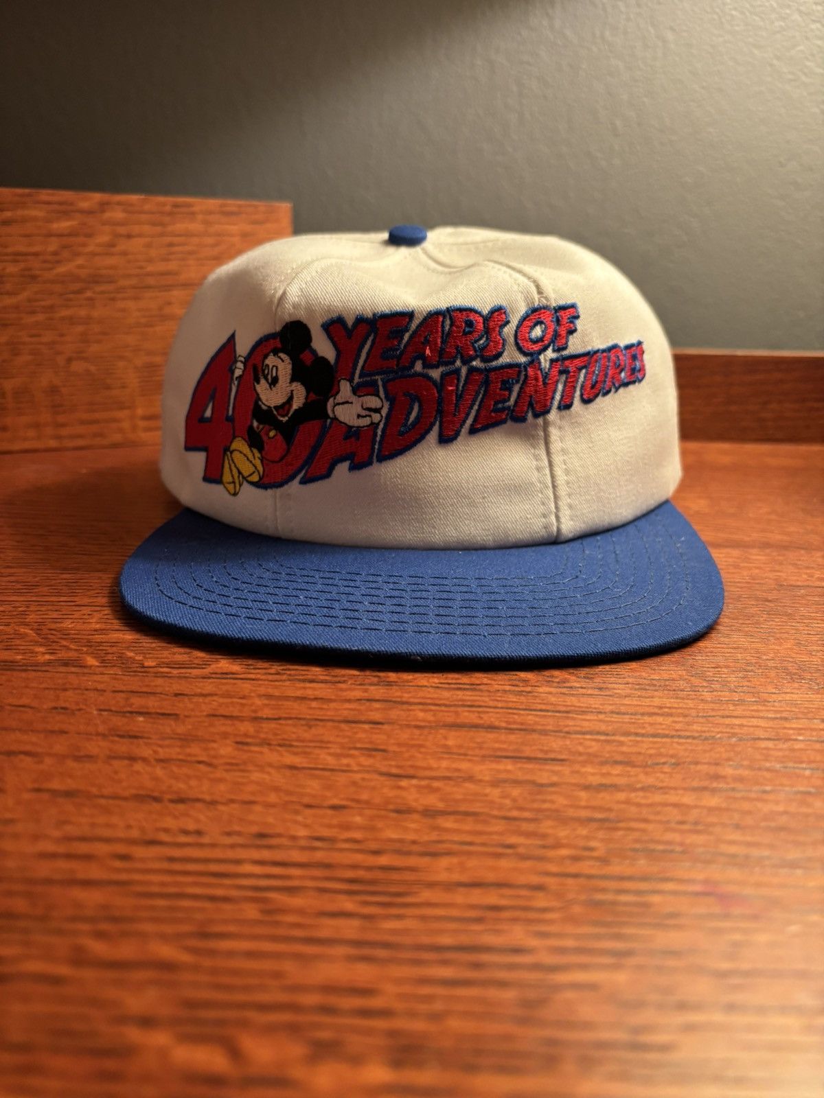 Disney Vintage Disneyland Hat 40 Years of Adventure Anniversary Size ONE SIZE - 1 Thumbnail