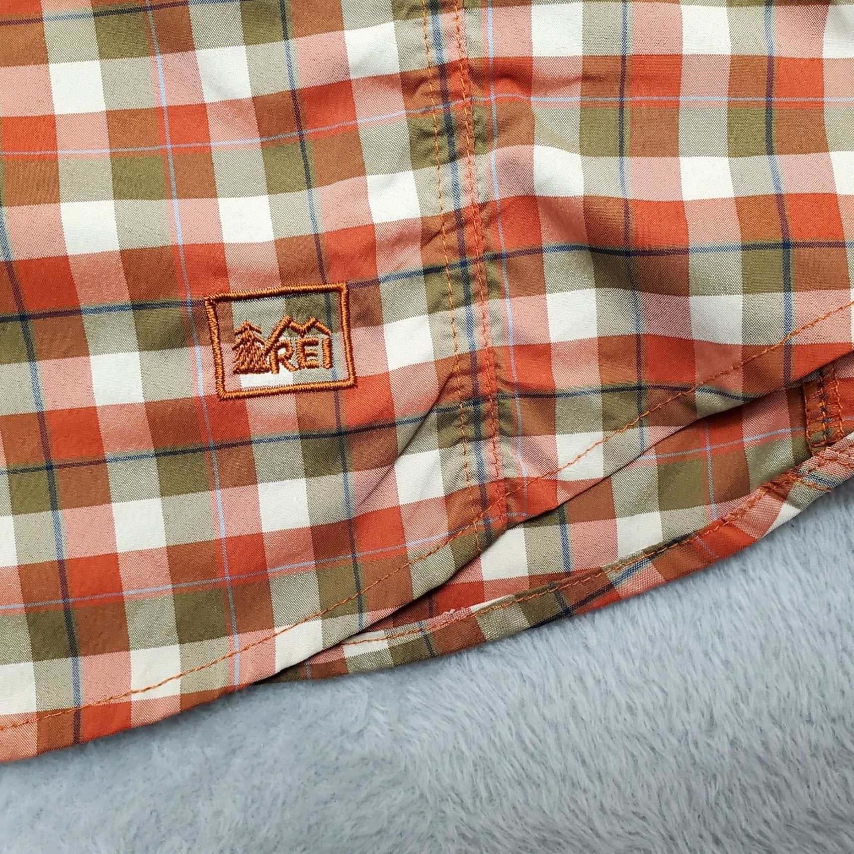 Vintage REI Shirt Men XL Rust Red Plaid Short Sleeve Polyester Performance Vented casual Size US XL / EU 56 / 4 - 6 Thumbnail