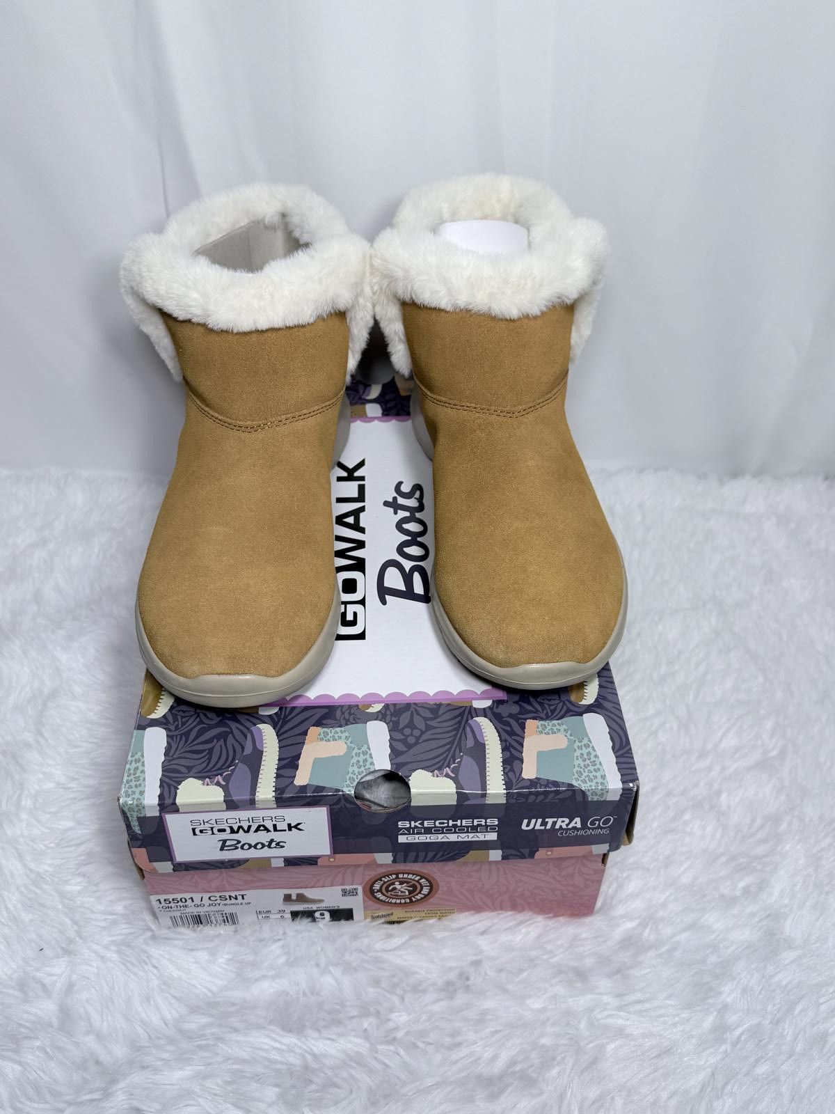 SKECHERS Skechers GOwalk On-The-Go Joy Bundle Up Boots Women's Size 9 Size US 9 / IT 39 - 2 Thumbnail