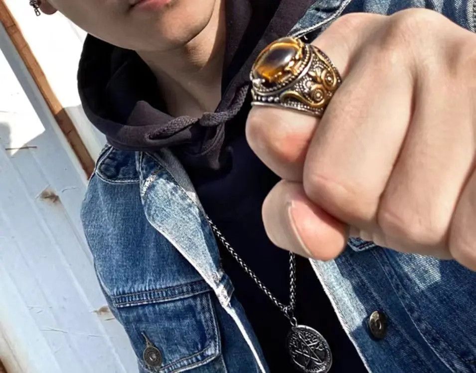 Jewelry × Vintage Hip Hop Vintage Carved Tiger Eye Ring Size ONE SIZE - 2 Thumbnail