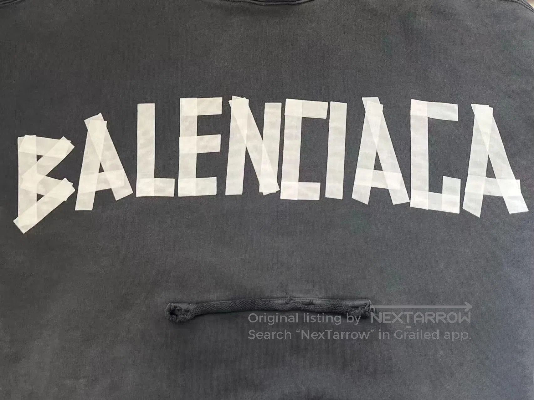 Balenciaga Balenciaga Men's Printed Logo Hoodie. Size US S / EU 44-46 / 1 - 3 Thumbnail