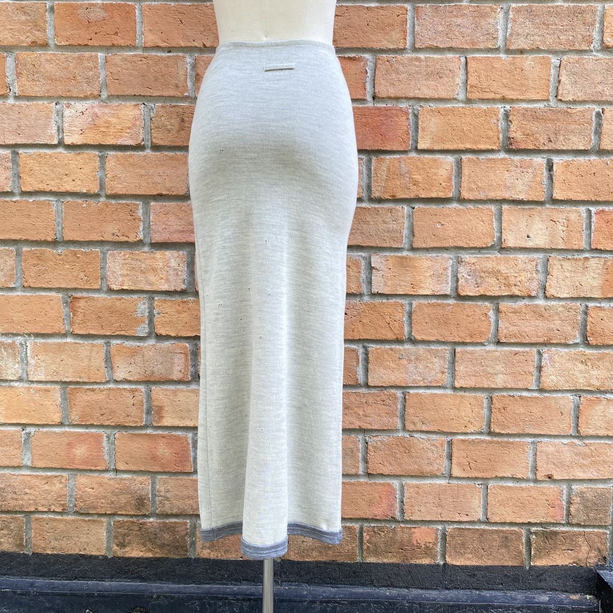 Jean Paul Gaultier Jean Paul Gaultier Light Grey Knit A-Line Skirt Size 27" / US 4 / IT 40 - 18 Thumbnail