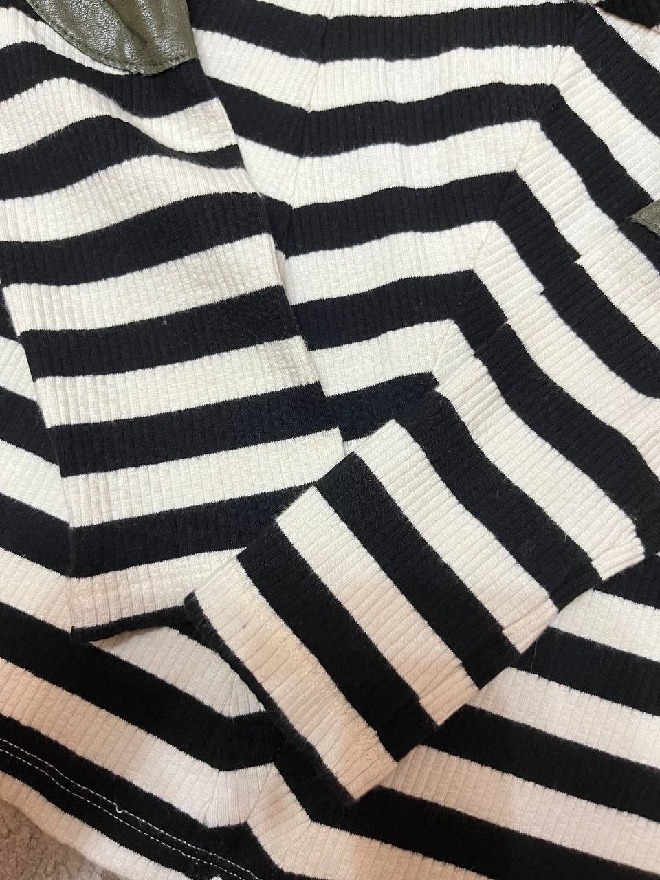 Maison Margiela Mm6 maison margiela t-shirt with striped elbow patches. Size S / US 4 / IT 40 - 3 Thumbnail