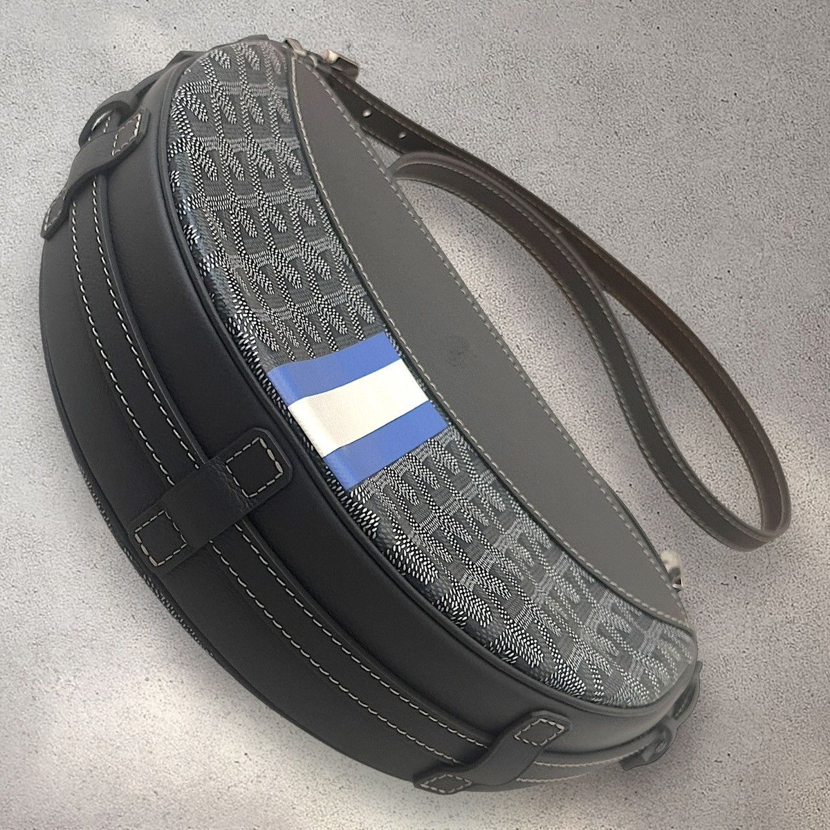 Goyard Goyard Hirondelle Limited Stripe Bag PM Size ONE SIZE - 3 Thumbnail