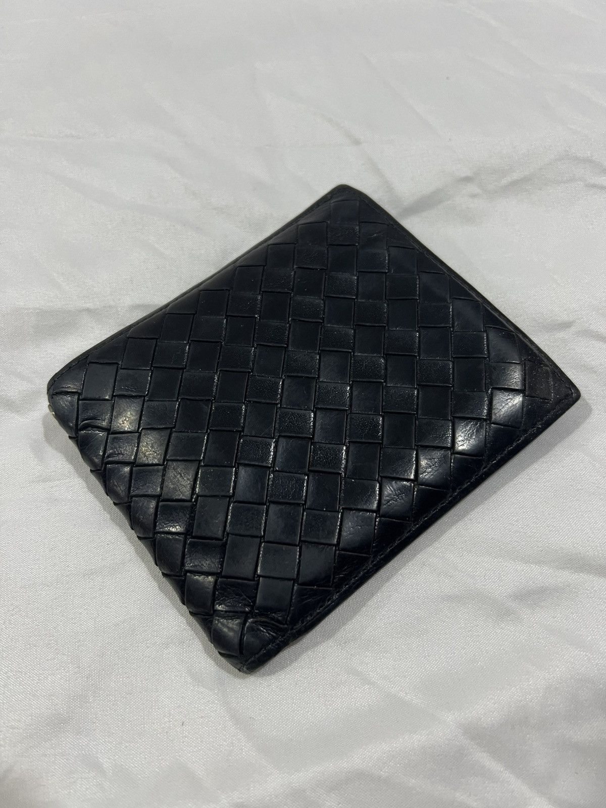 Isamu Katayama Backlash Iconic Bottega Intercciato Piccolo Bi Fold Leather Wallets Size ONE SIZE - 1 Thumbnail