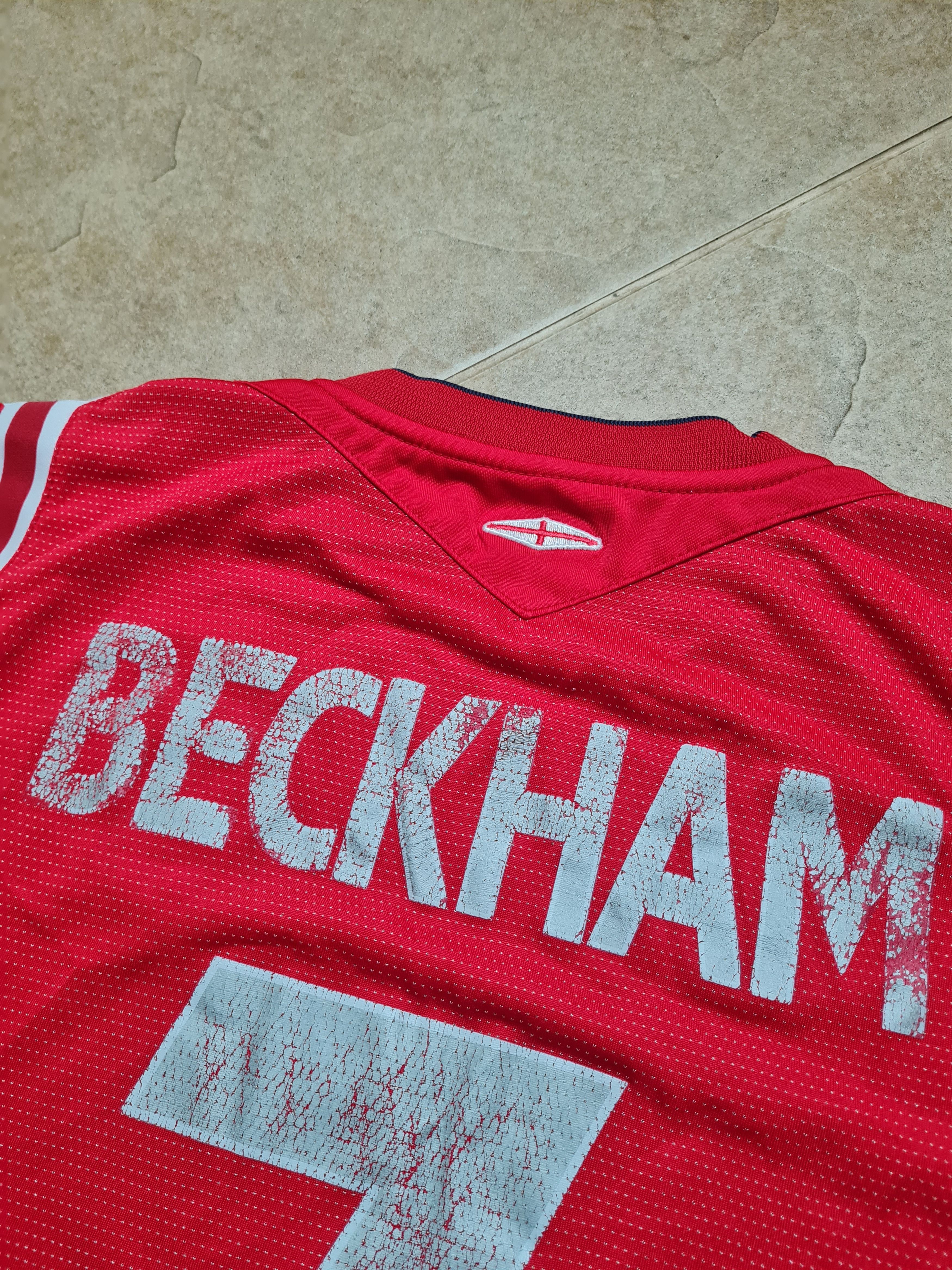 Umbro 2004/2006 England 7 Beckham Red Away Soccer Shirt Kit Umbro Size US S / EU 44-46 / 1 - 24 Thumbnail