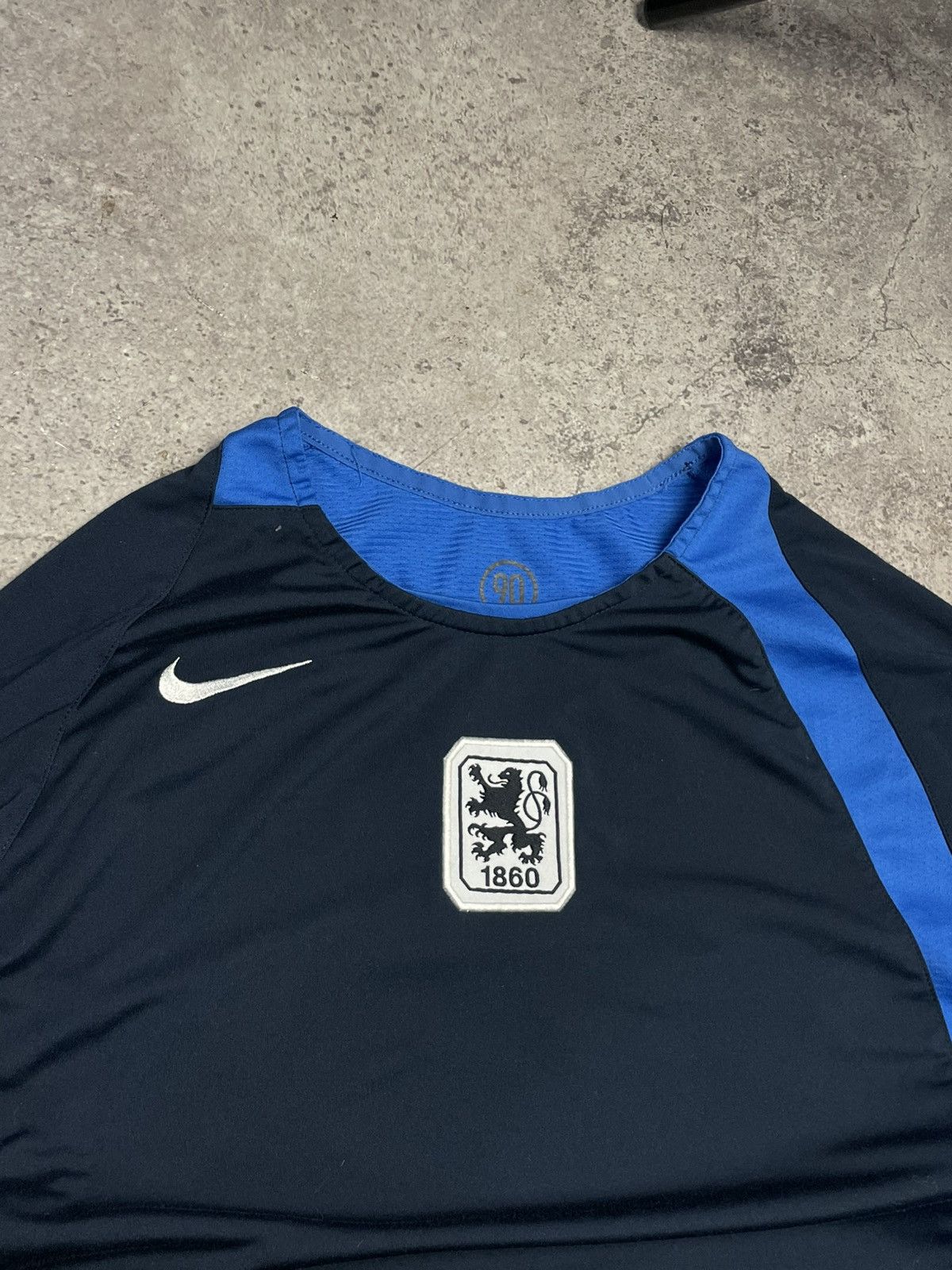 Nike Vintage 1860 Munich Nike Total 90 Football Long Sleeve Track Size US L / EU 52-54 / 3 - 3 Thumbnail