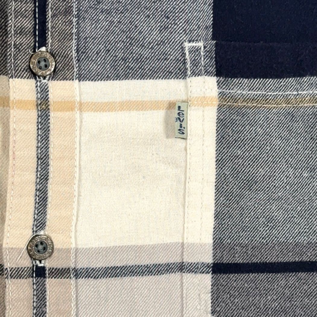 Levi's VINTAGE Levi's Shirt Adult XL Brown Plaid Flannel 90s Workwear Grunge Western 100% Cotton Button-Up Long Sleeve Chest Pockets Men's XL Size US XL / EU 56 / 4 - 4 Thumbnail
