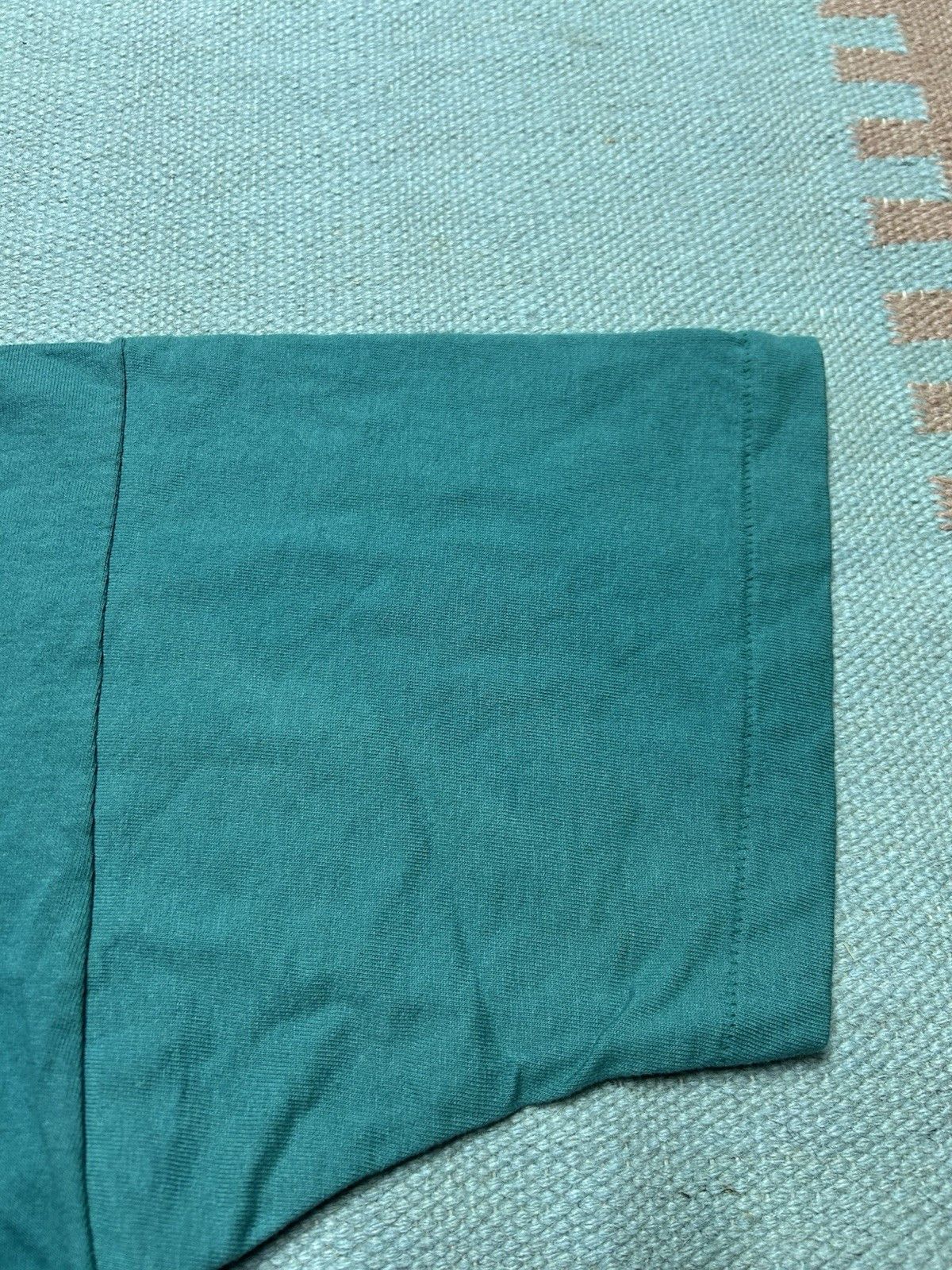 Vintage 80s pocket t shirt BVD turquoise blank single stitch cotto L Size US L / EU 52-54 / 3 - 5 Thumbnail