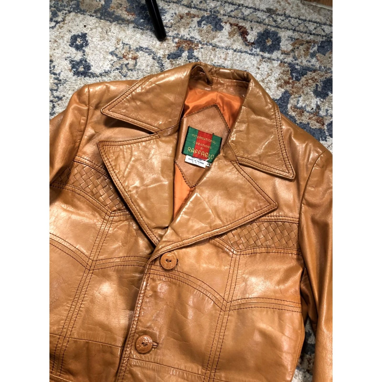 Vintage VINTAGE Raffaelo Coat Womens 38 Brown Leather Woven Pocket Mid Length Retro 70s Coat Womens Brown Leather Overcoat 38 Vintage 70s Retro Casual Women's Size XS / US 0-2 / IT 36-38 - 7 Thumbnail