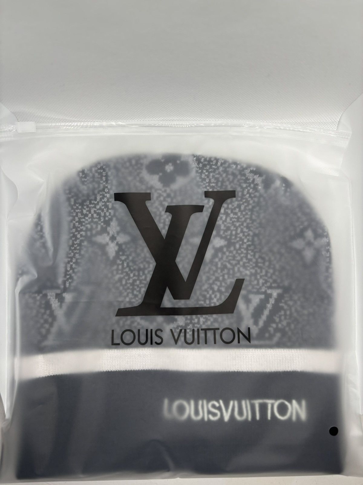 Lv beanie