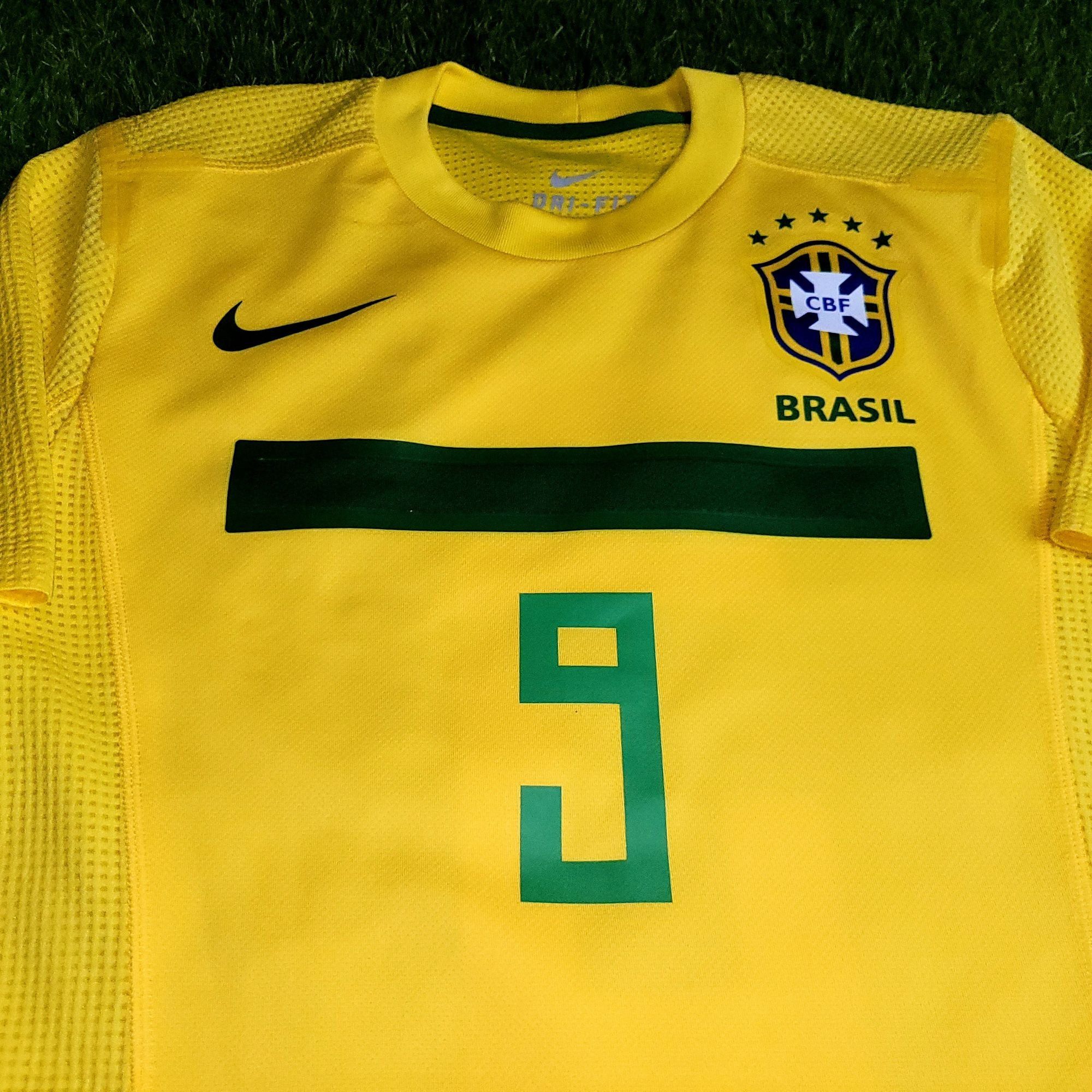 Nike Ronaldo Brazil 2011 PLAYER ISSUE LAST MATCH Soccer Jersey M Size US M / EU 48-50 / 2 - 4 Thumbnail