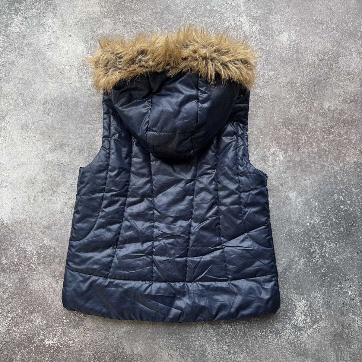 If Six Was Nine River Island 2000’s Vintage Y2K Faux Fur Hooded Puffer Vest Size M / US 6-8 / IT 42-44 - 7 Thumbnail