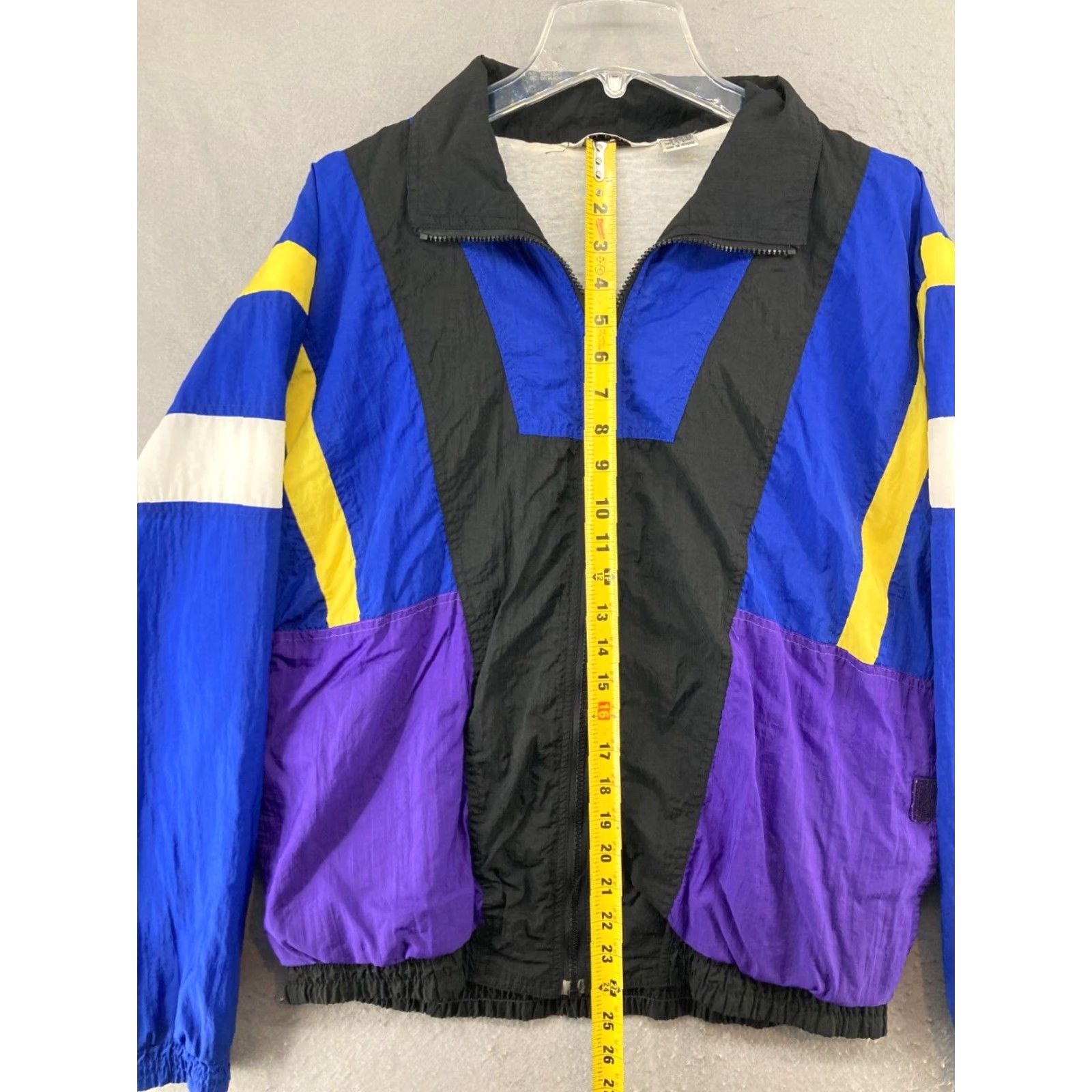 Bill Blass VINTAGE Bill Blass Jacket Mens M Windbreaker 90s Purple Geometric Nylon Zip Mid-Length 80s 90s Mens Size US M / EU 48-50 / 2 - 3 Thumbnail