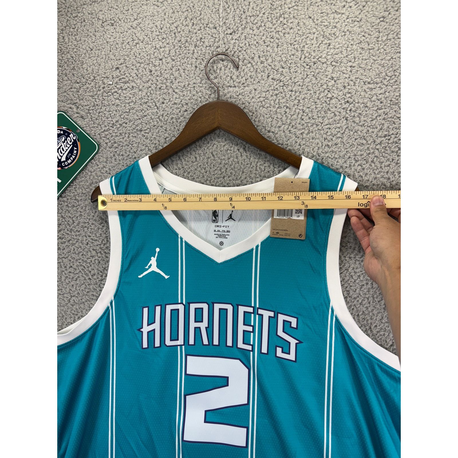 Nike Nike Jordan Hornets Lamelo Ball Basketball Jersey Mens 2XL Size US XXL / EU 58 / 5 - 4 Thumbnail