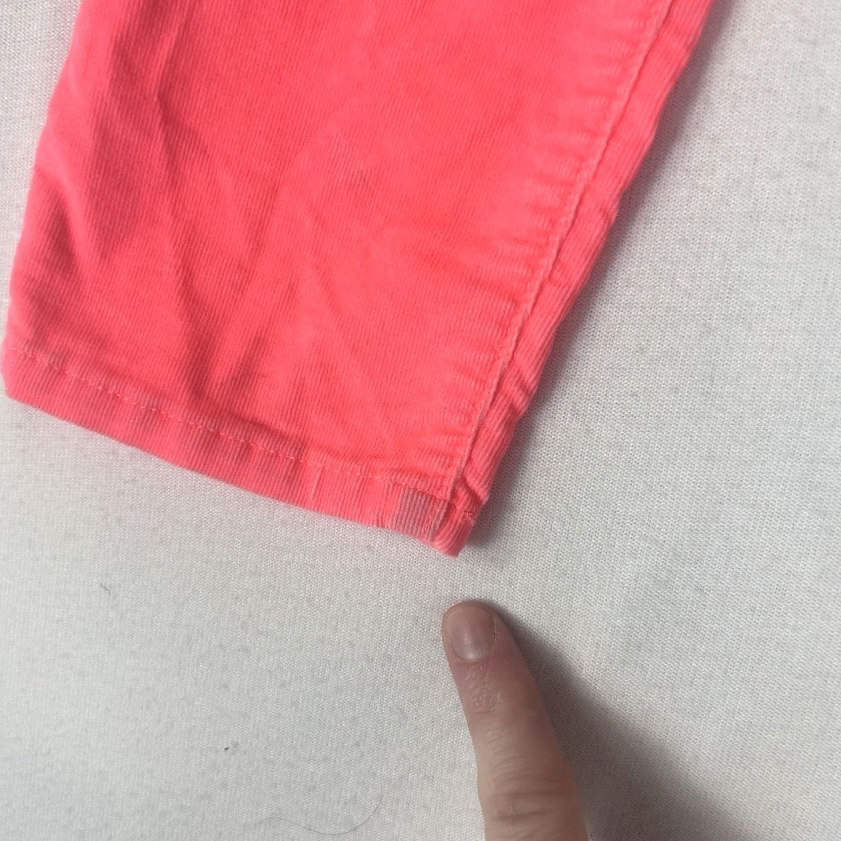 Gap Gap 1969 Velour Corduroy Chino Pants Women 26 Regular Pink Size 26" / US 2 / IT 38 - 4 Thumbnail