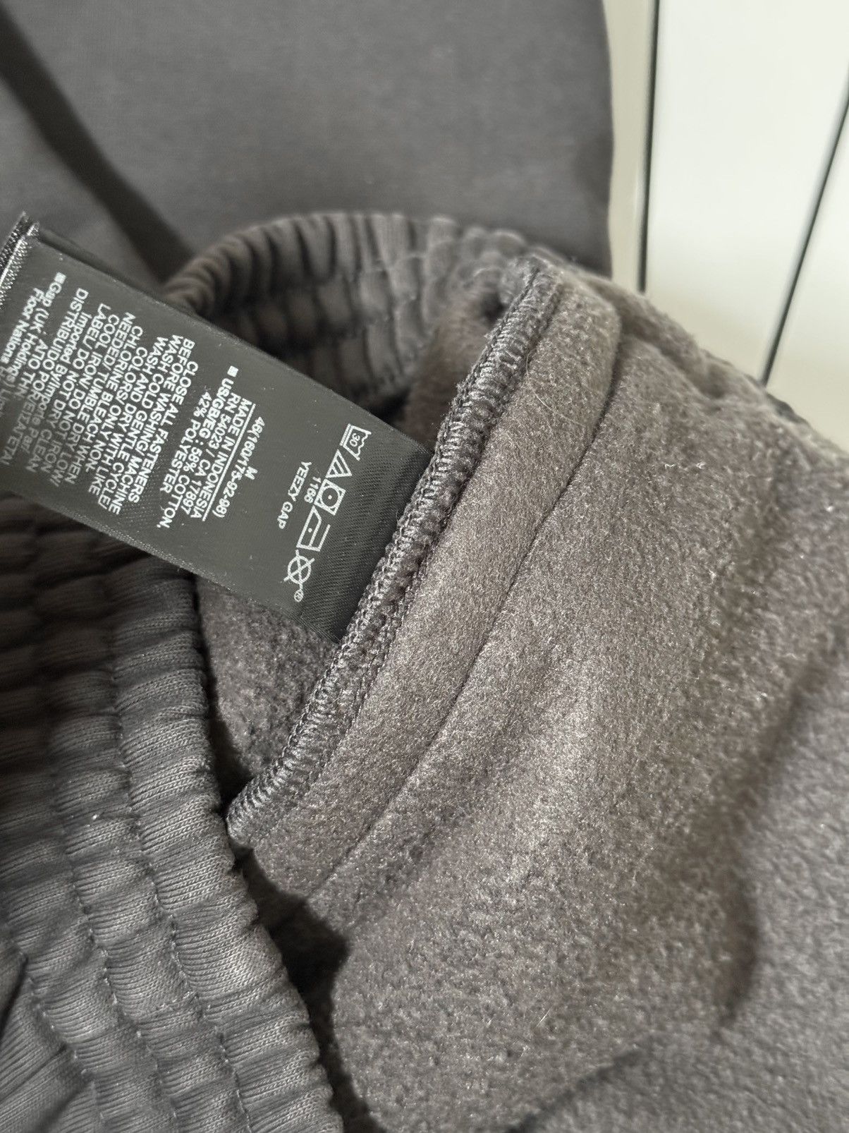 Yeezy Yeezy x Gap x balenciaga Size US 32 / EU 48 - 8 Thumbnail