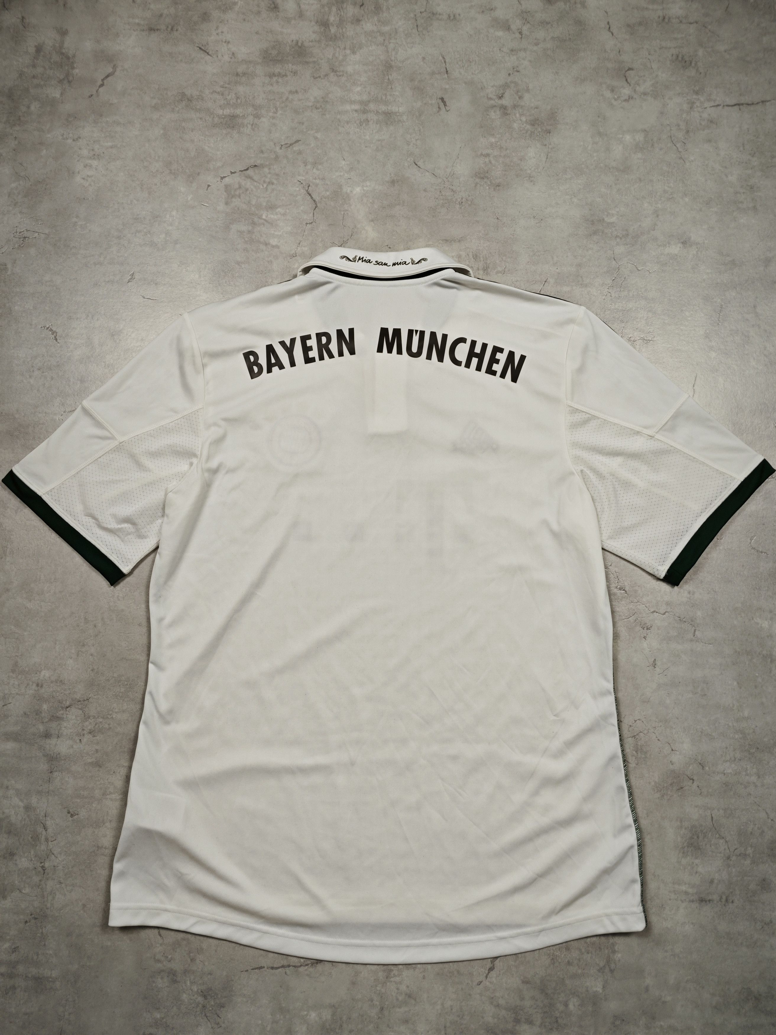 Adidas Asidas Bayern Munich 2011 Size US L / EU 52-54 / 3 - 3 Thumbnail