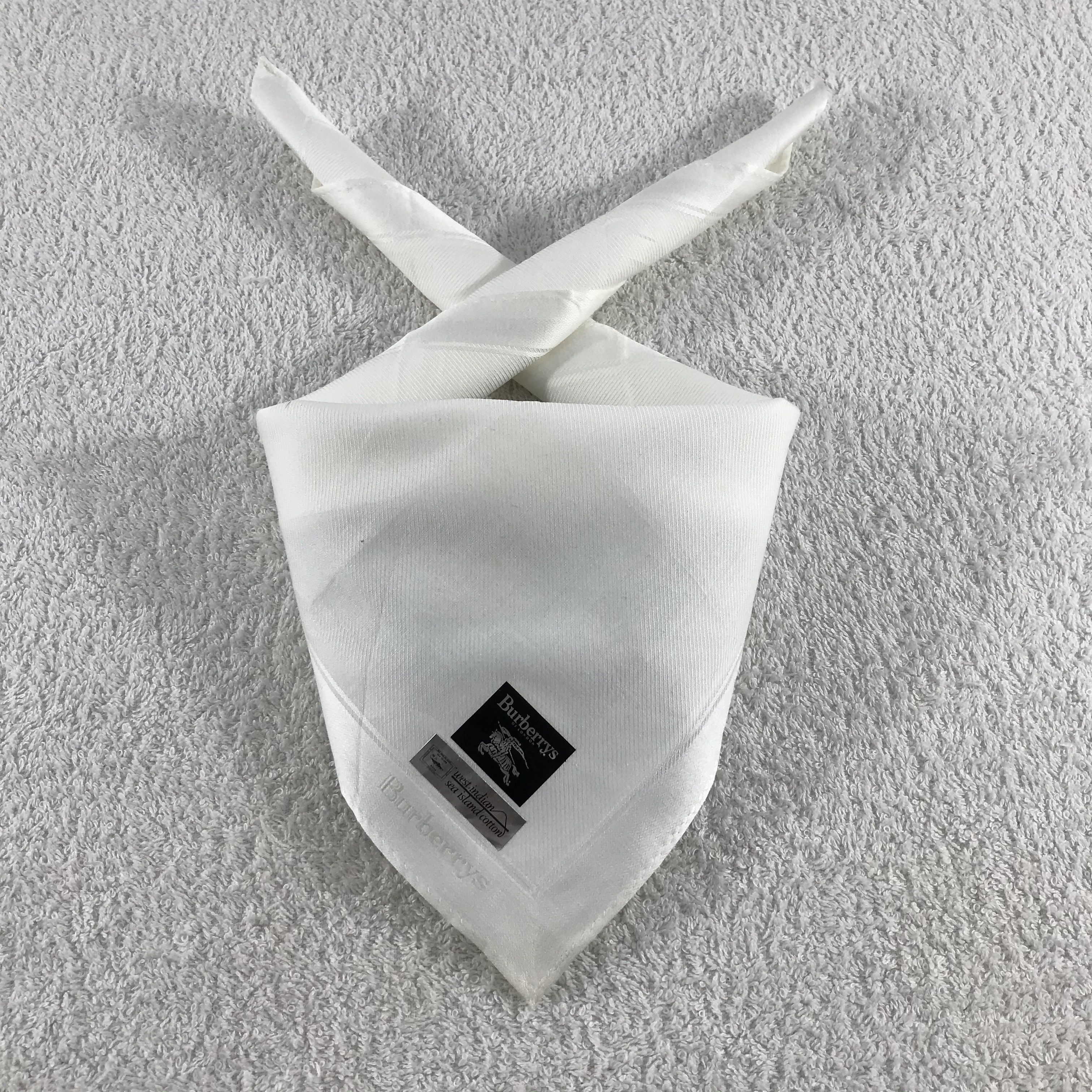 Burberry × Vintage Burberry Bandana / Handkerchief / Neckerchief - S264 Size ONE SIZE - 3 Thumbnail