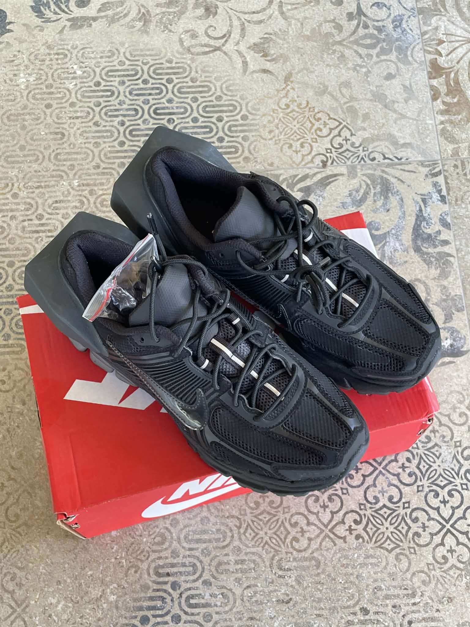 Nike Nike Zoom Vomero 5 x A Cold Wall Black US6 EU 38.5 Size US 6 / IT 36 - 10 Thumbnail