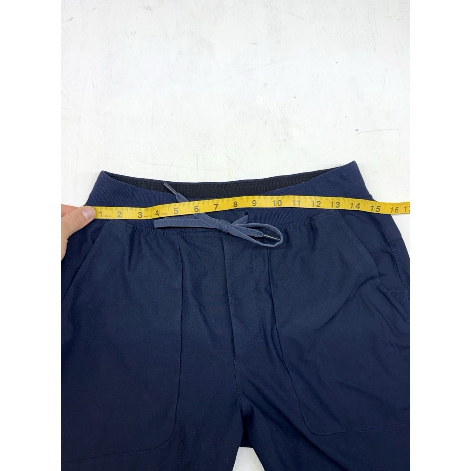 Lululemon Lululemon ABC Warpstreme Jogger Sweat Pants True Navy 30” Inseam Men M Athletic Jogger Series ABC Warpstreme Jeans? Size US 31 - 3 Thumbnail