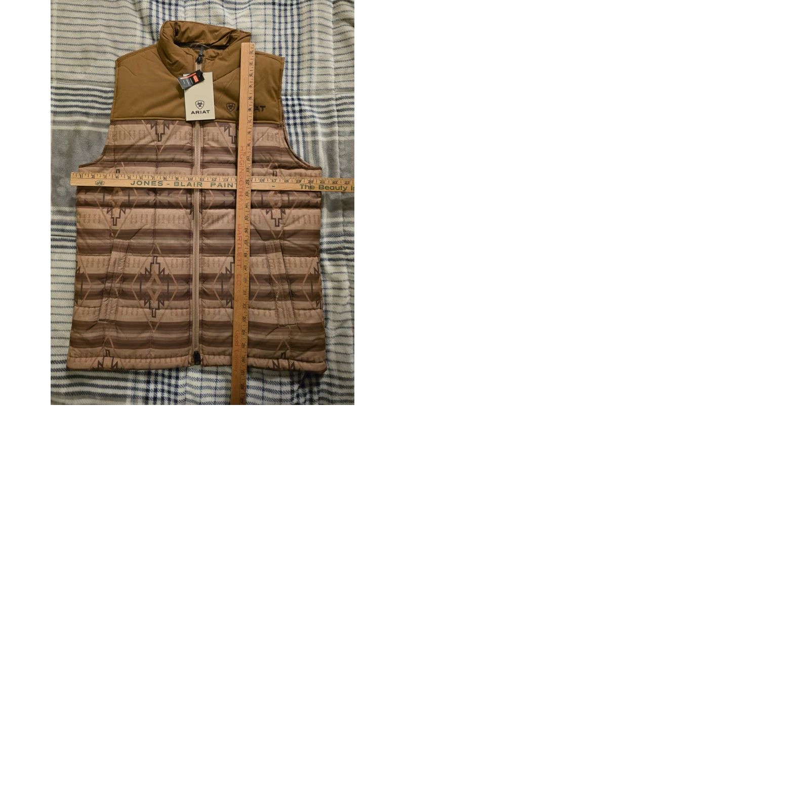 Ariat Ariat Vest Geometric Aztec Insulated Concealed Carry Mid-Length Stand-Up Collar Logo Men's S NEW NWT Size US S / EU 44-46 / 1 - 9 Thumbnail