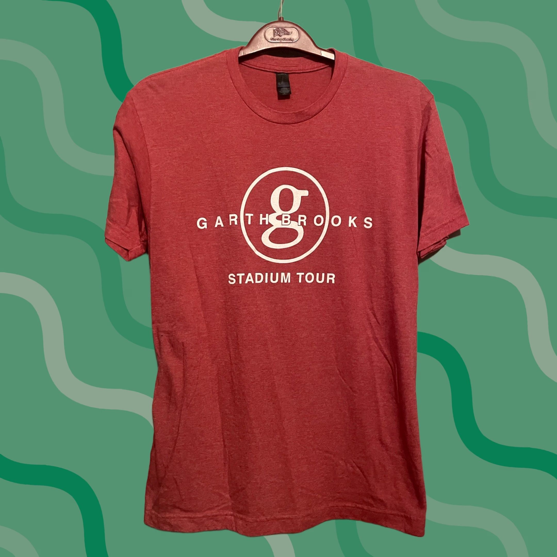 Brooks Garth Brooks Shirt Mens Size Large Red Stadium Tour Concert (C182) - Sizing Size US L / EU 52-54 / 3 - 1 Thumbnail