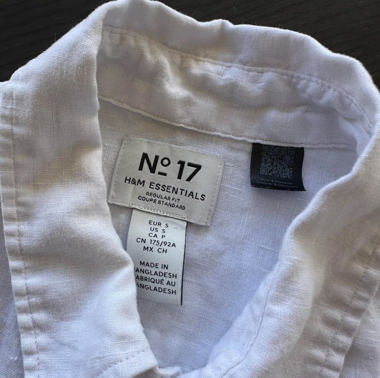 H&M Men’s White Button Up Dress Shirt Relaxed Casual Europe H&M Size US S / EU 44-46 / 1 - 2 Thumbnail