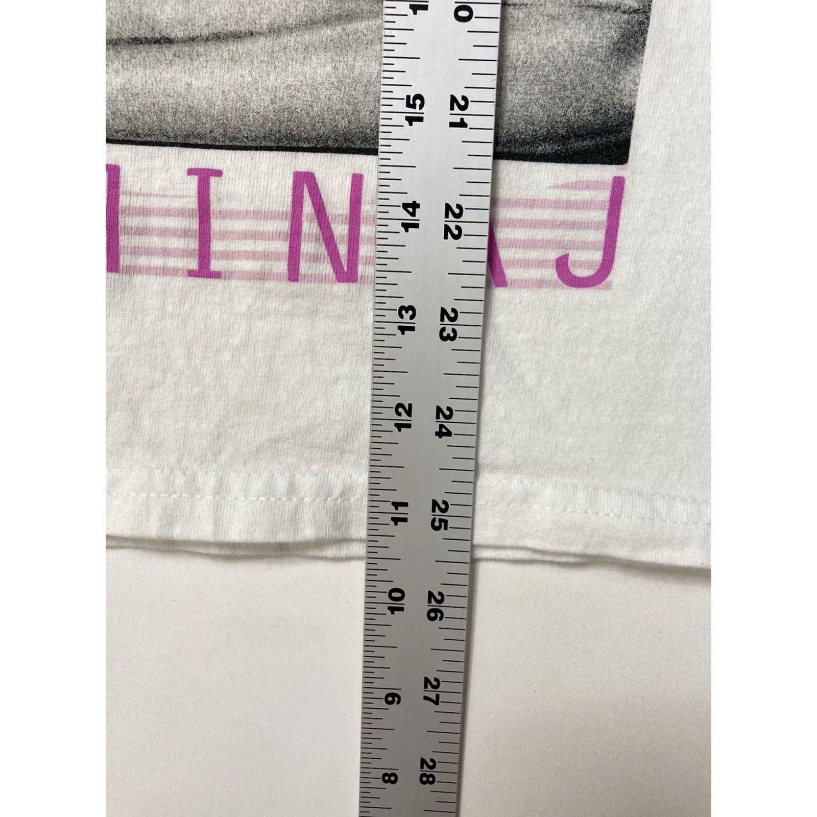 Pinko VINTAGE Nicki Minaj Pink Friday Graphic T-shirt Women Small White Long Sleeve Music Size S / US 4 / IT 40 - 8 Thumbnail