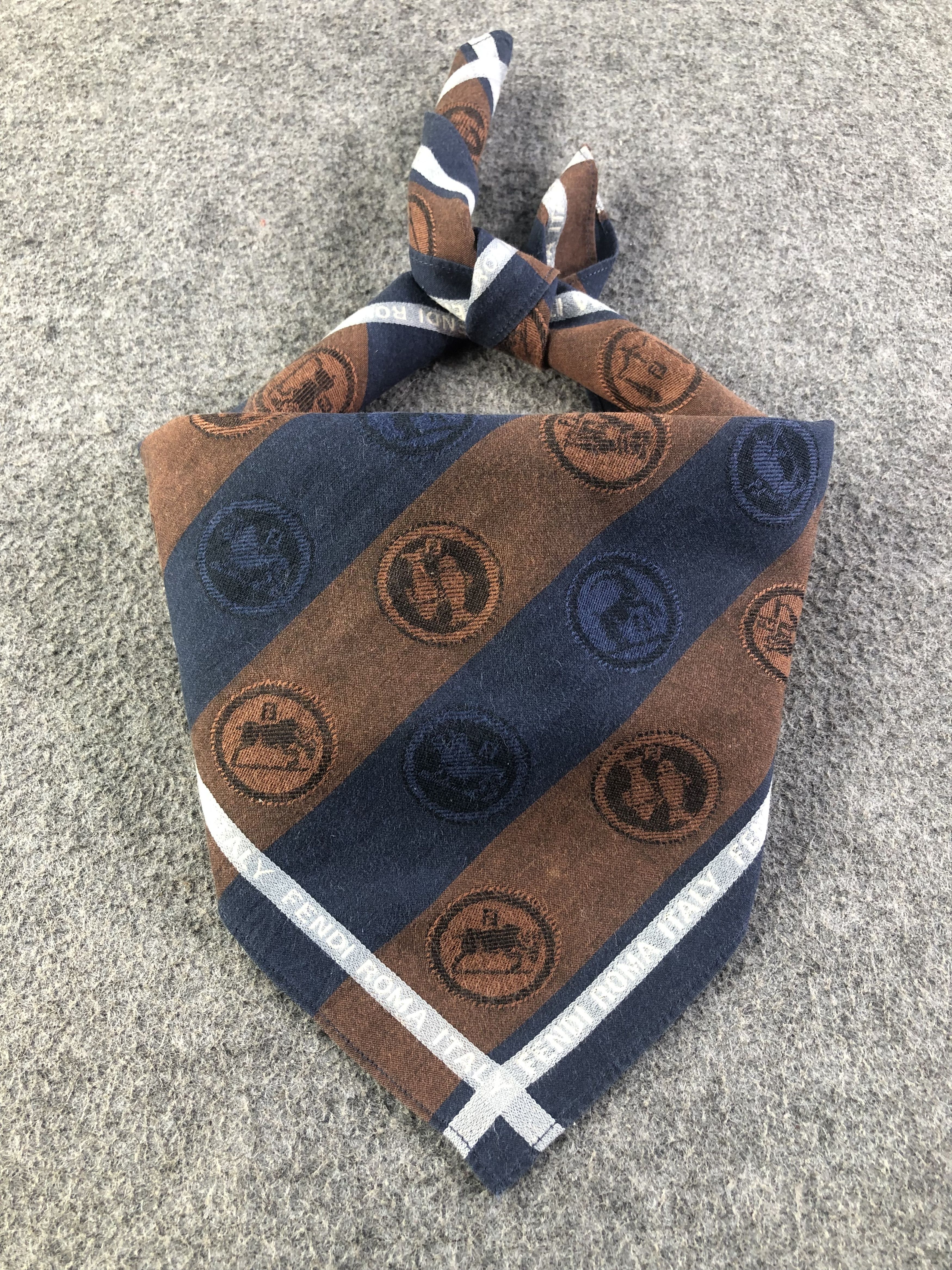 Vintage Fendi Handkerchief / Bandana / Neckerchief A1641 Size ONE SIZE - 1 Thumbnail