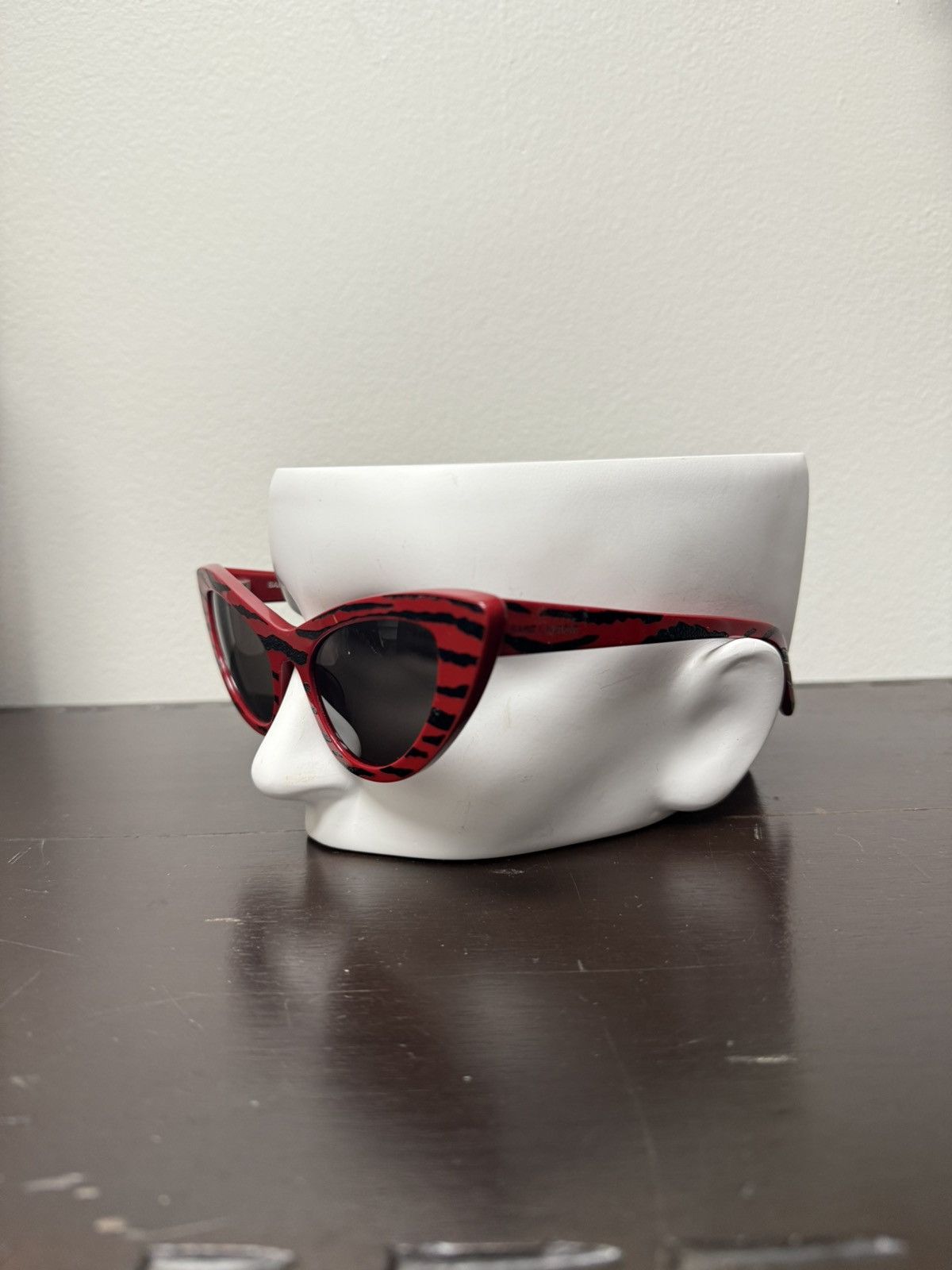 Saint Laurent Paris Saint Laurent Sunglasses Size ONE SIZE - 2 Thumbnail