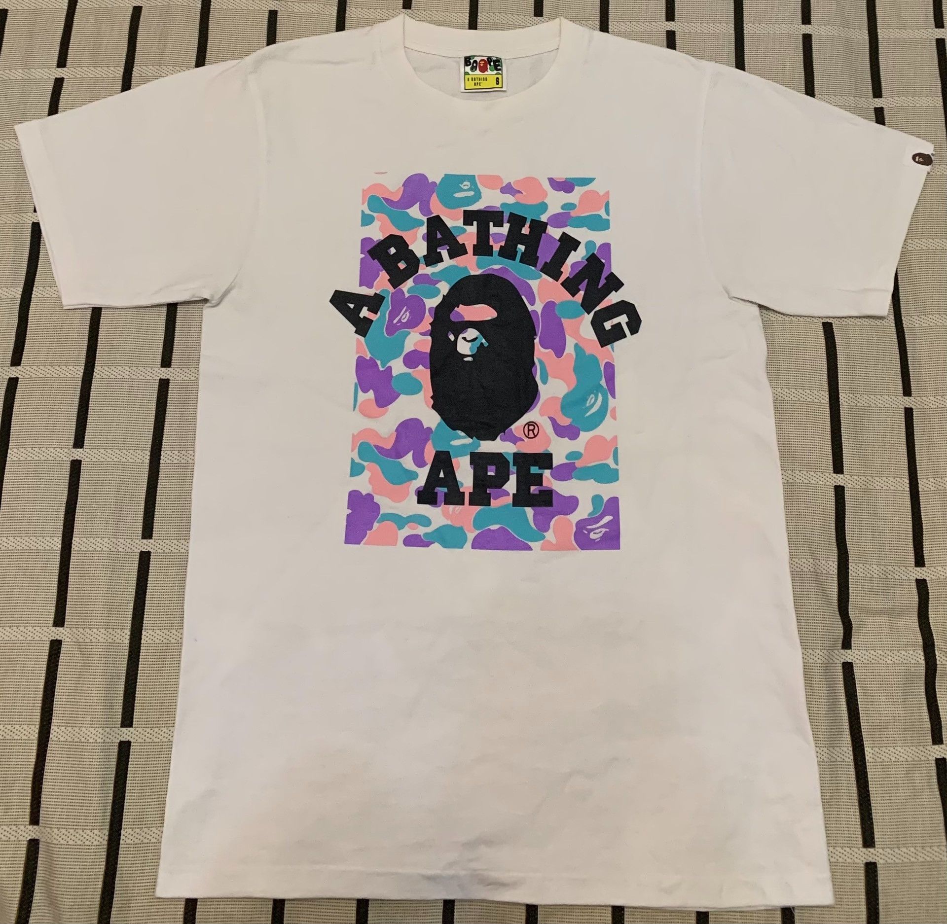 Bape Bape Camo Ape Head T-Shirt S Men Size US S / EU 44-46 / 1 - 1 Thumbnail
