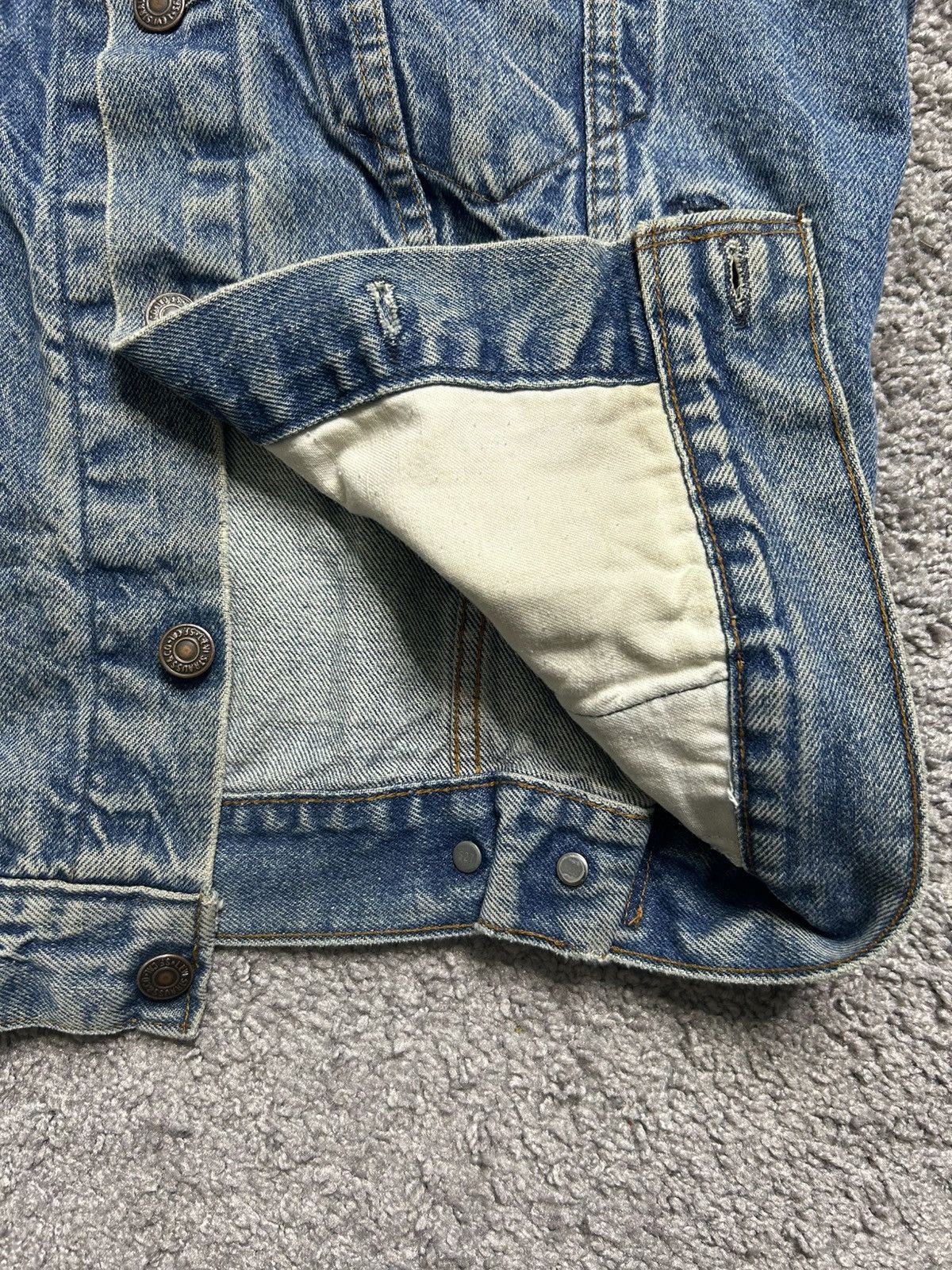 Levi's Vintage 80s Levi’s Denim Vest Jacket Button USA Faded Size US S / EU 44-46 / 1 - 4 Thumbnail