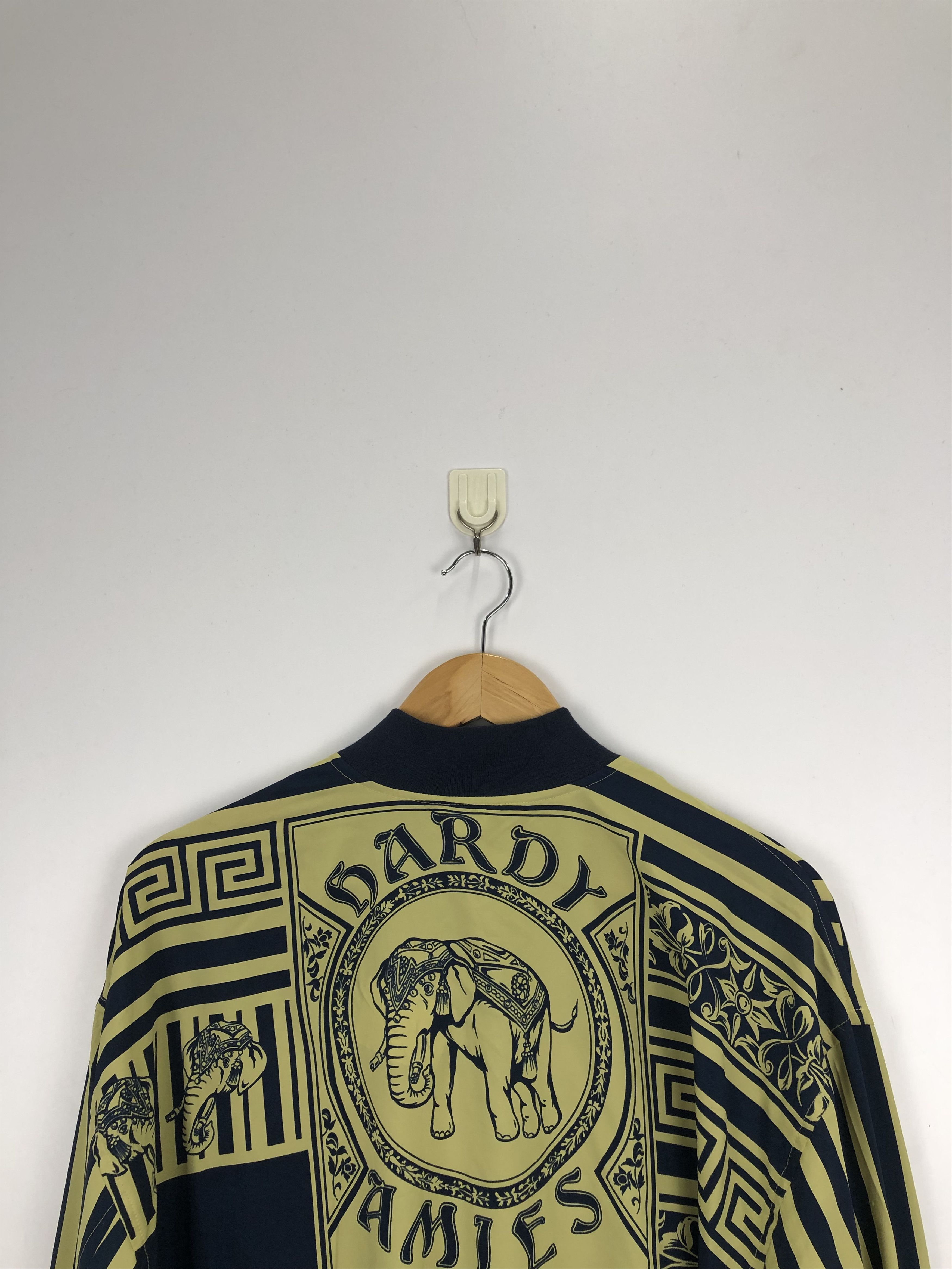 Hardy Amies Vintage Hardy Amies Silk Fullprinted Jacket Size US L / EU 52-54 / 3 - 4 Thumbnail