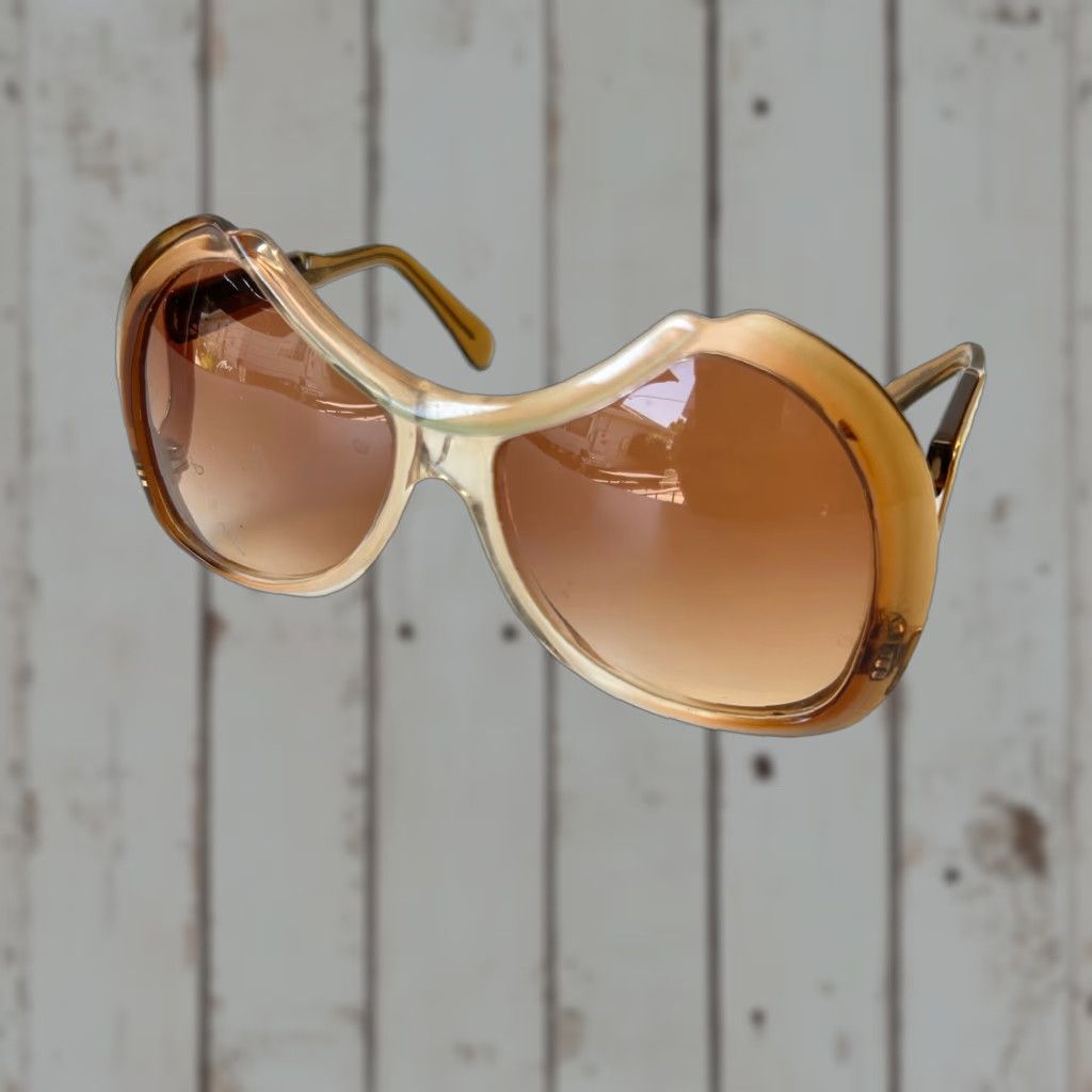 Vintage VINTAGE Menrad Sunglasses Oversized Large 60s 70s Amber Brown Brown Lens Oval Plastic Mod GoGo Womens Mens 1970s Frames Sunglasses GoGo Size ONE SIZE - 1 Thumbnail