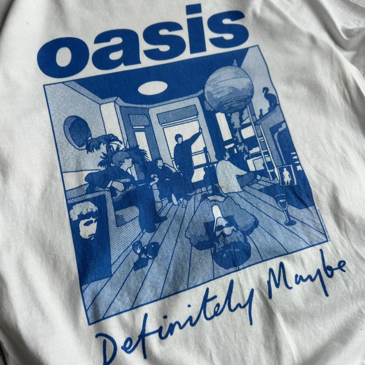 Band Tees OASIS DEFINITELY MAYBE PROMO BAND TEE Size US M / EU 48-50 / 2 - 3 Thumbnail