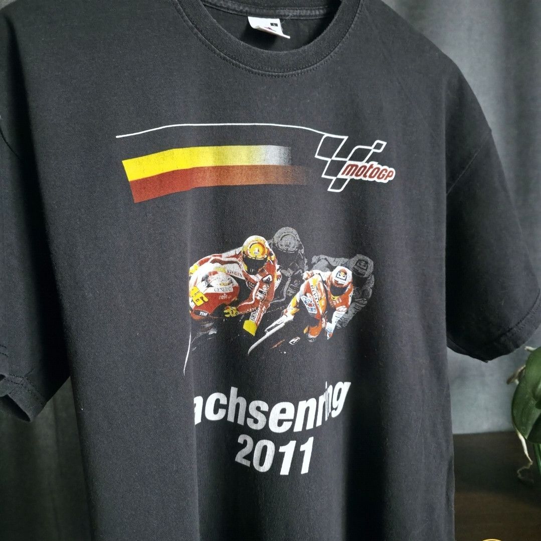 Fruit Of The Loom ULTRA RARE Vintage 2011 MotoGP Sachsenring T-Shirt Rossi Size US L / EU 52-54 / 3 - 4 Thumbnail