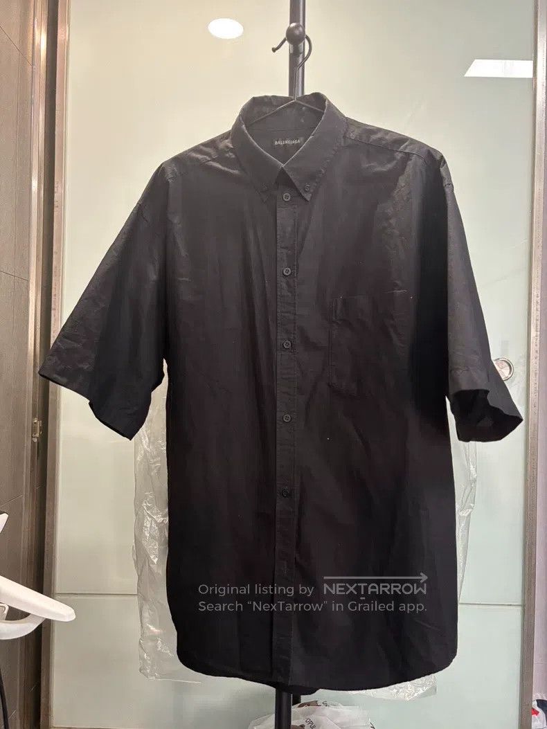 Balenciaga Balenciaga Black dissolved Coca-Cola short-sleeve shirt Size XS / US 0-2 / IT 36-38 - 1 Thumbnail