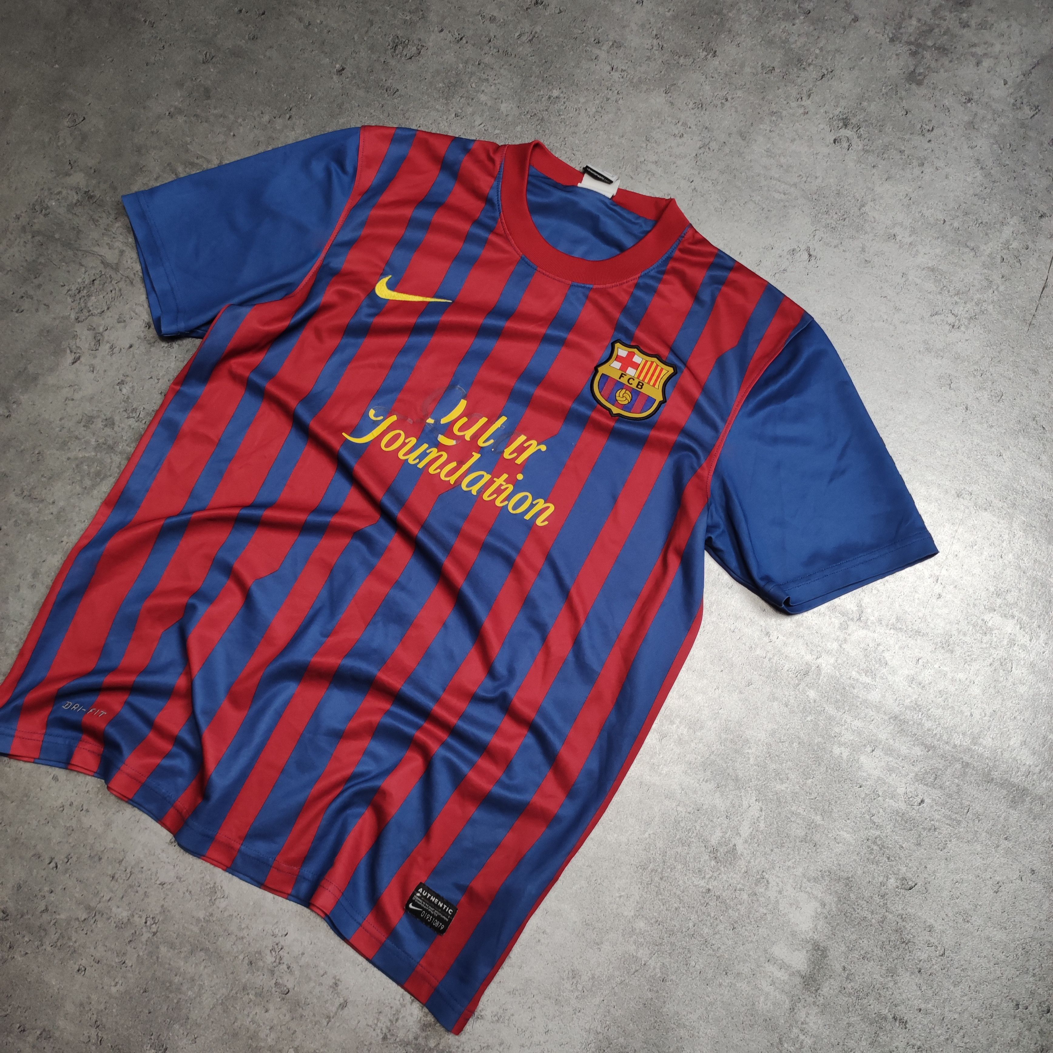 Nike RARE FC Barcelona x Nike Football 2011/12 Home Jersey Size US M / EU 48-50 / 2 - 2 Thumbnail