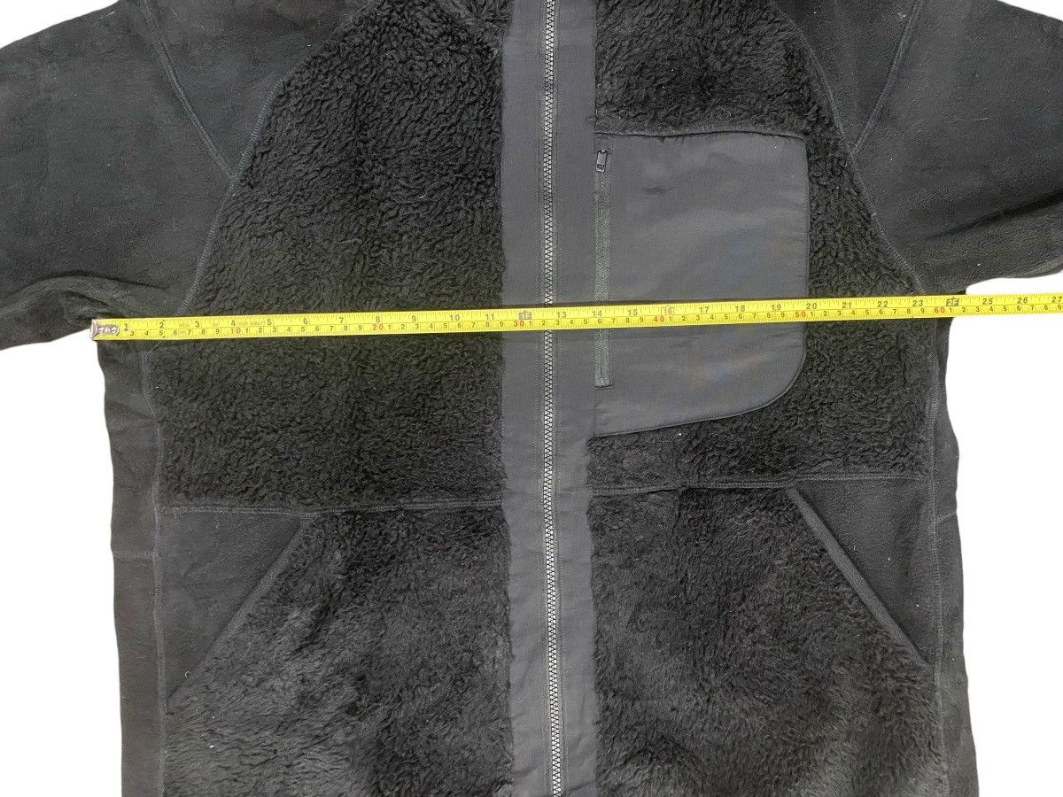 Other UNIQLO WHITE MOUNTAINEERING Fleece Hoodie Zipper Jacket Size US XL / EU 56 / 4 - 17 Thumbnail