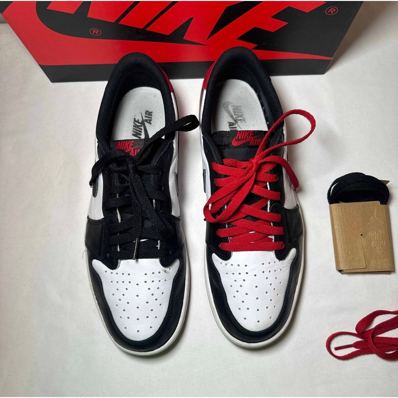 Jordan Brand × Nike Size 11.5 - Air Jordan 1 Retro Low OG Black Toe Men's Shoes Size US 11.5 / EU 44-45 - 4 Thumbnail
