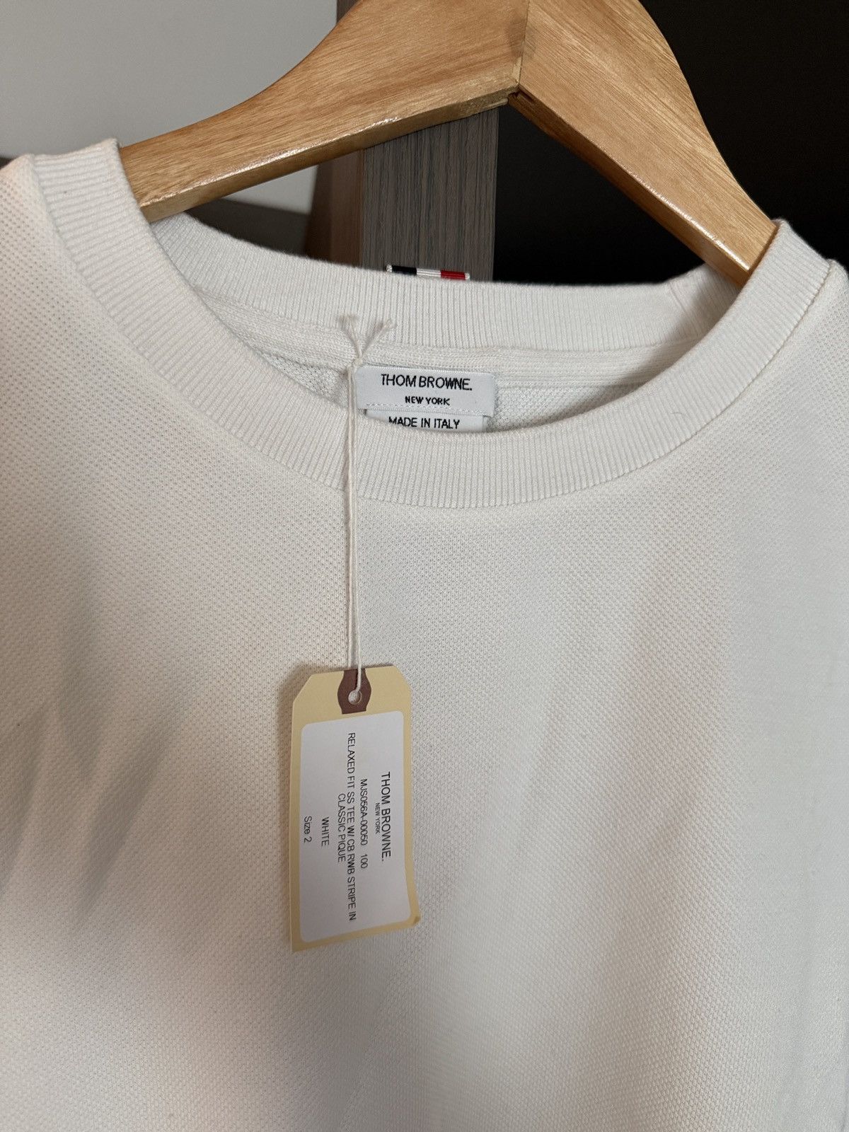 Thom Browne Thom Browne Relaxed Fit Tee W/ Stripe in Classic Pique Size US M / EU 48-50 / 2 - 2 Thumbnail
