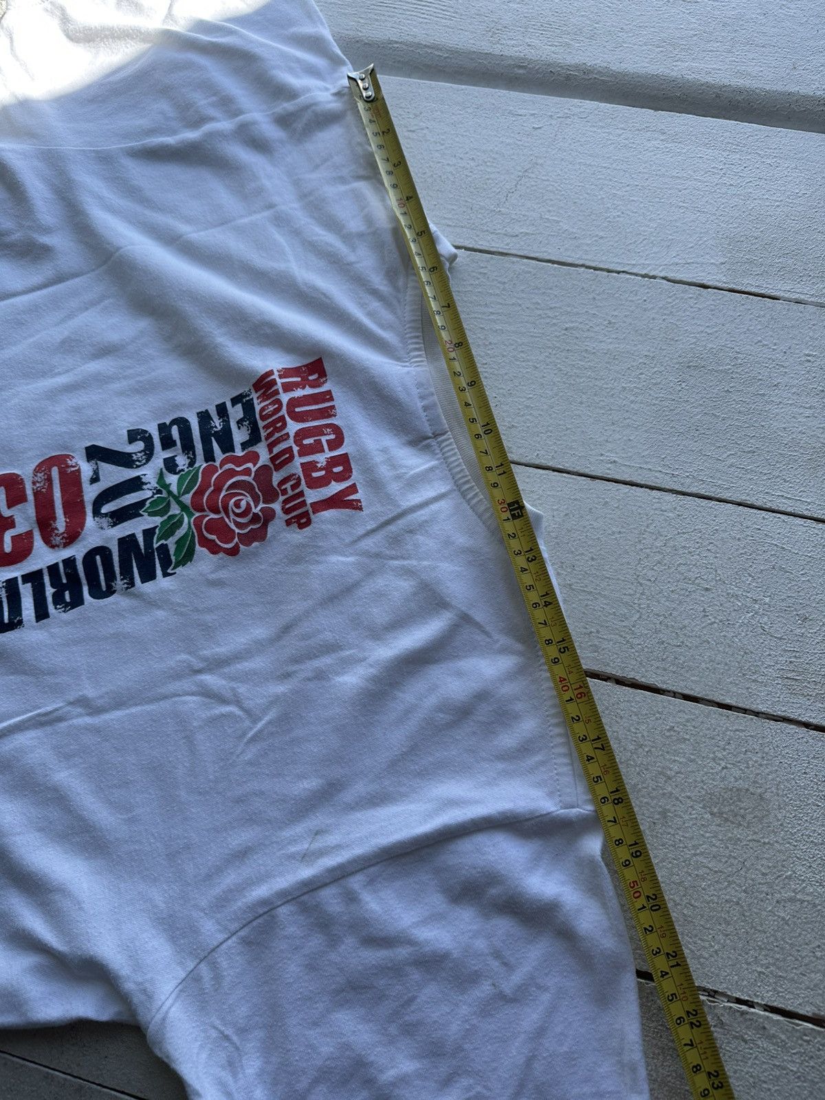 Nike VNTG🚨 NIKE 2003 WORLD CUP CHAMPIONS BIG LOGO TEE Size US M / EU 48-50 / 2 - 19 Thumbnail