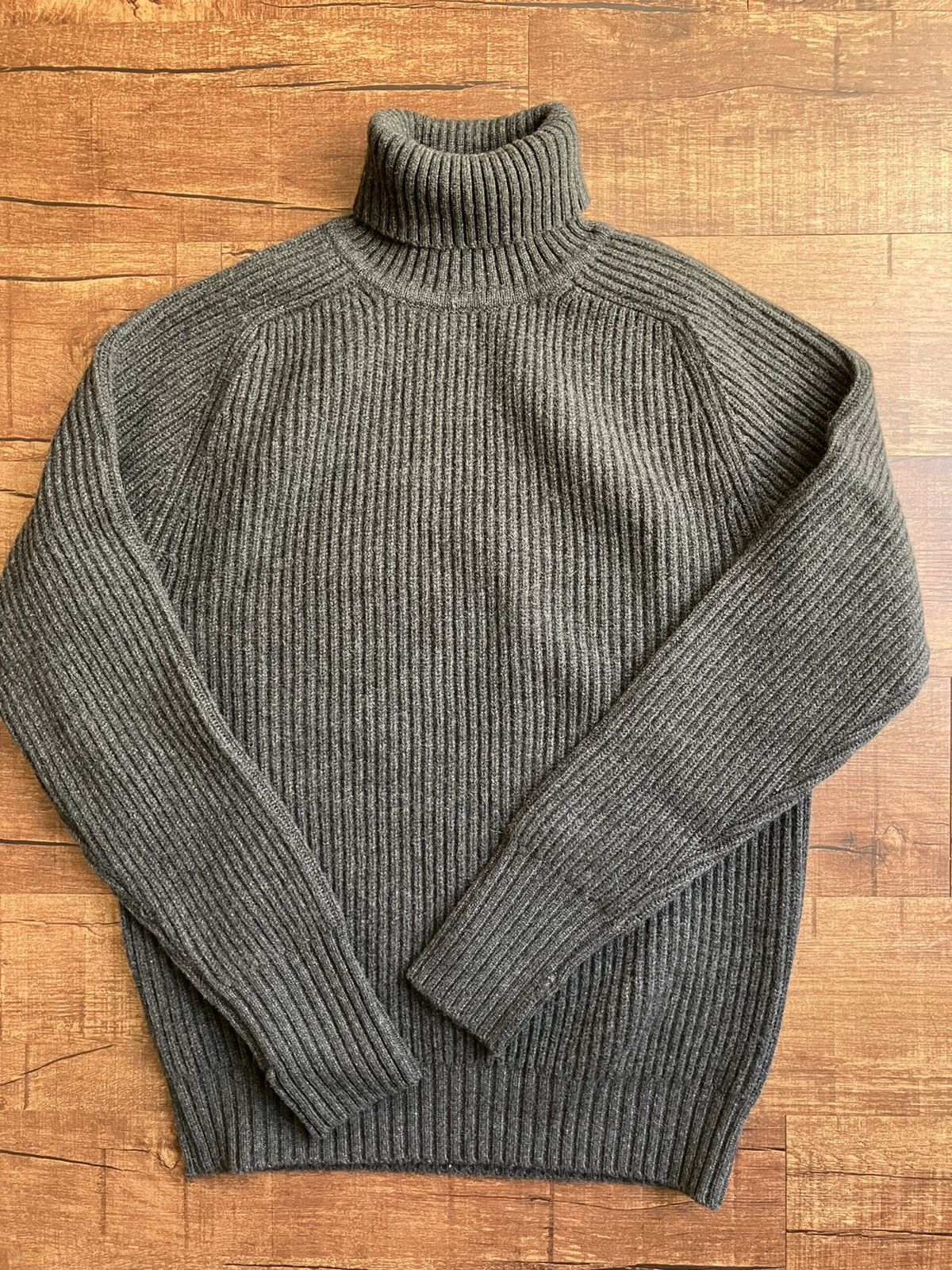 image of Zara Cashmere Blend Turtleneck Sweater Size Medium New in Grey, Men's