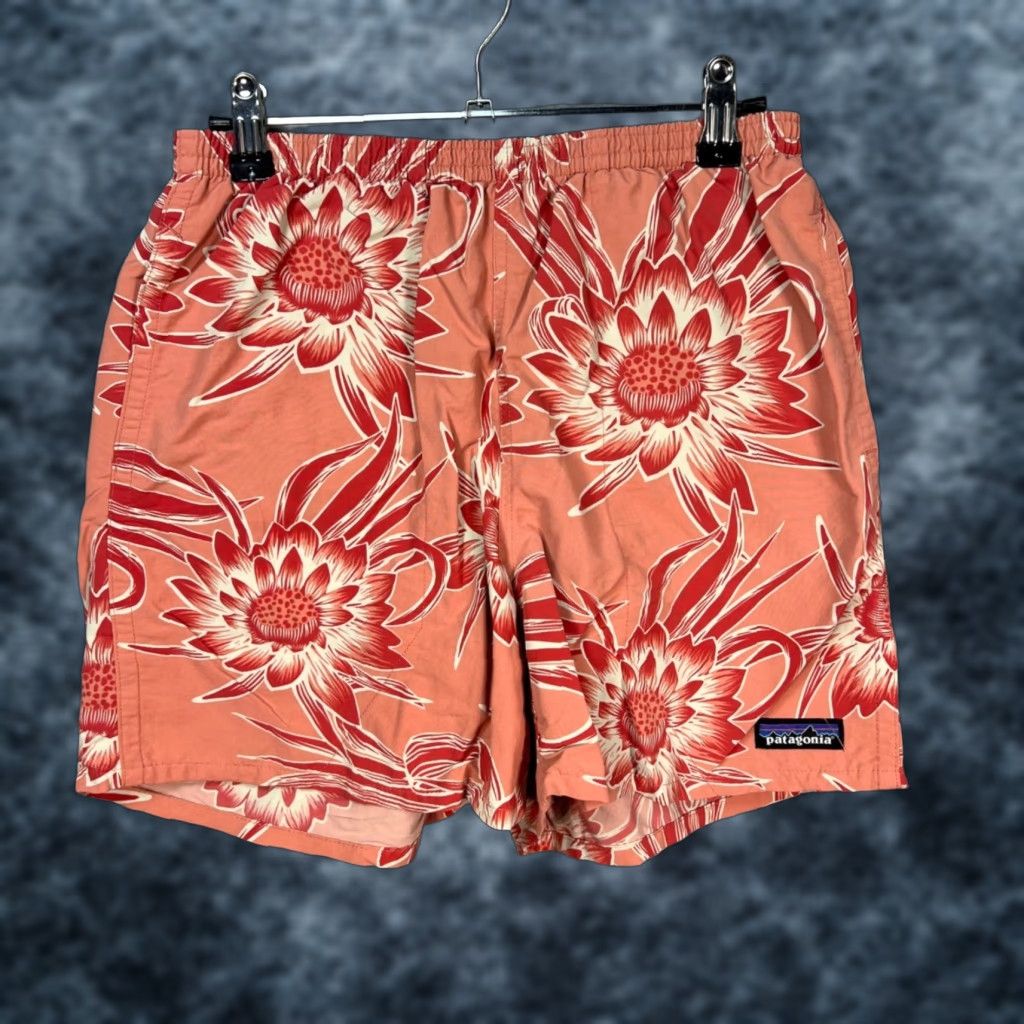 Patagonia Patagonia Womens Small Floral Swim Shorts Recycled Polyester Pink Size 28" / US 6 / IT 42 - 1 Thumbnail