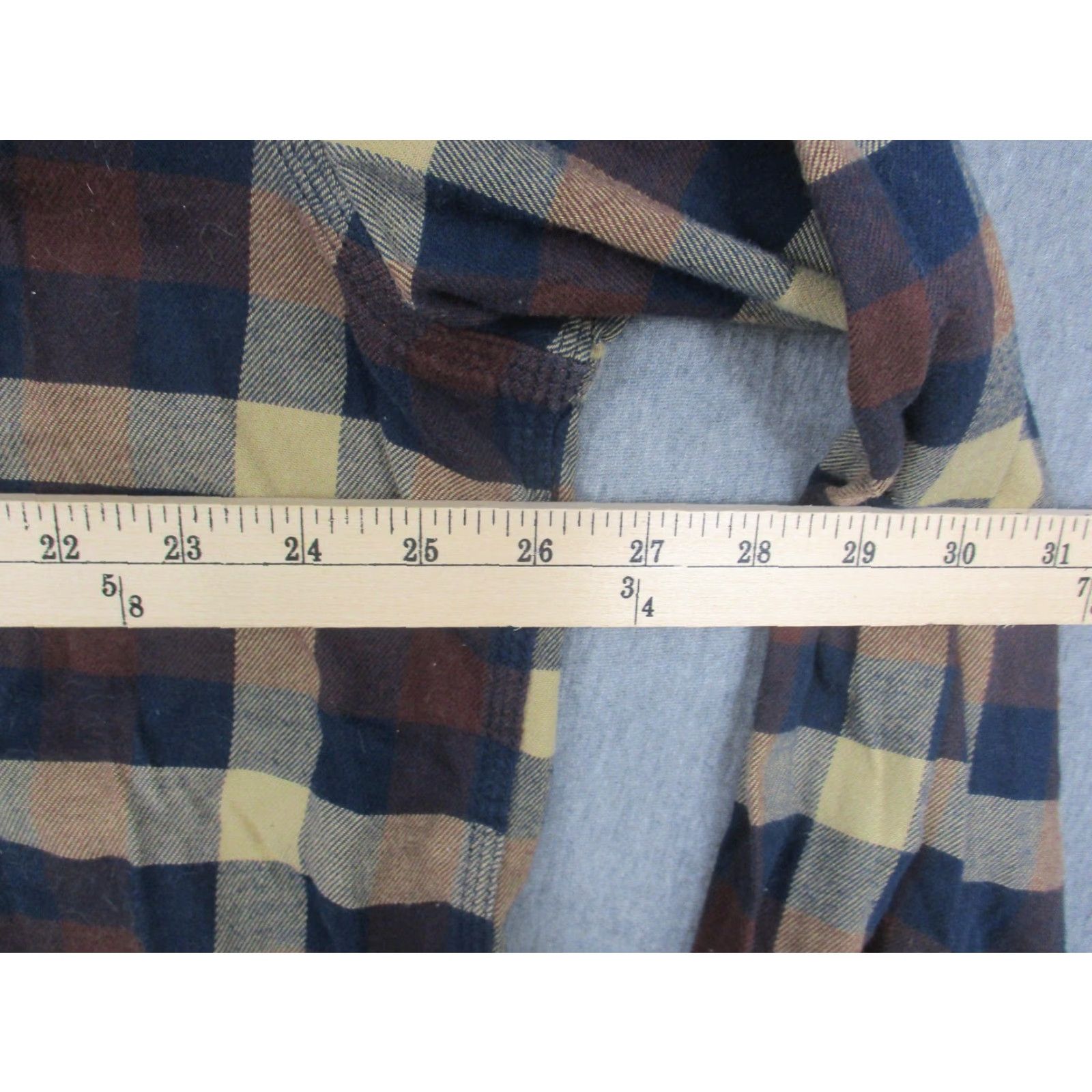 Carhartt Carhartt Shirt Mens XL Blue Plaid Flannel Button-Up Relaxed Fit 103820 Long Sleeve Pocketed Size US XL / EU 56 / 4 - 7 Thumbnail